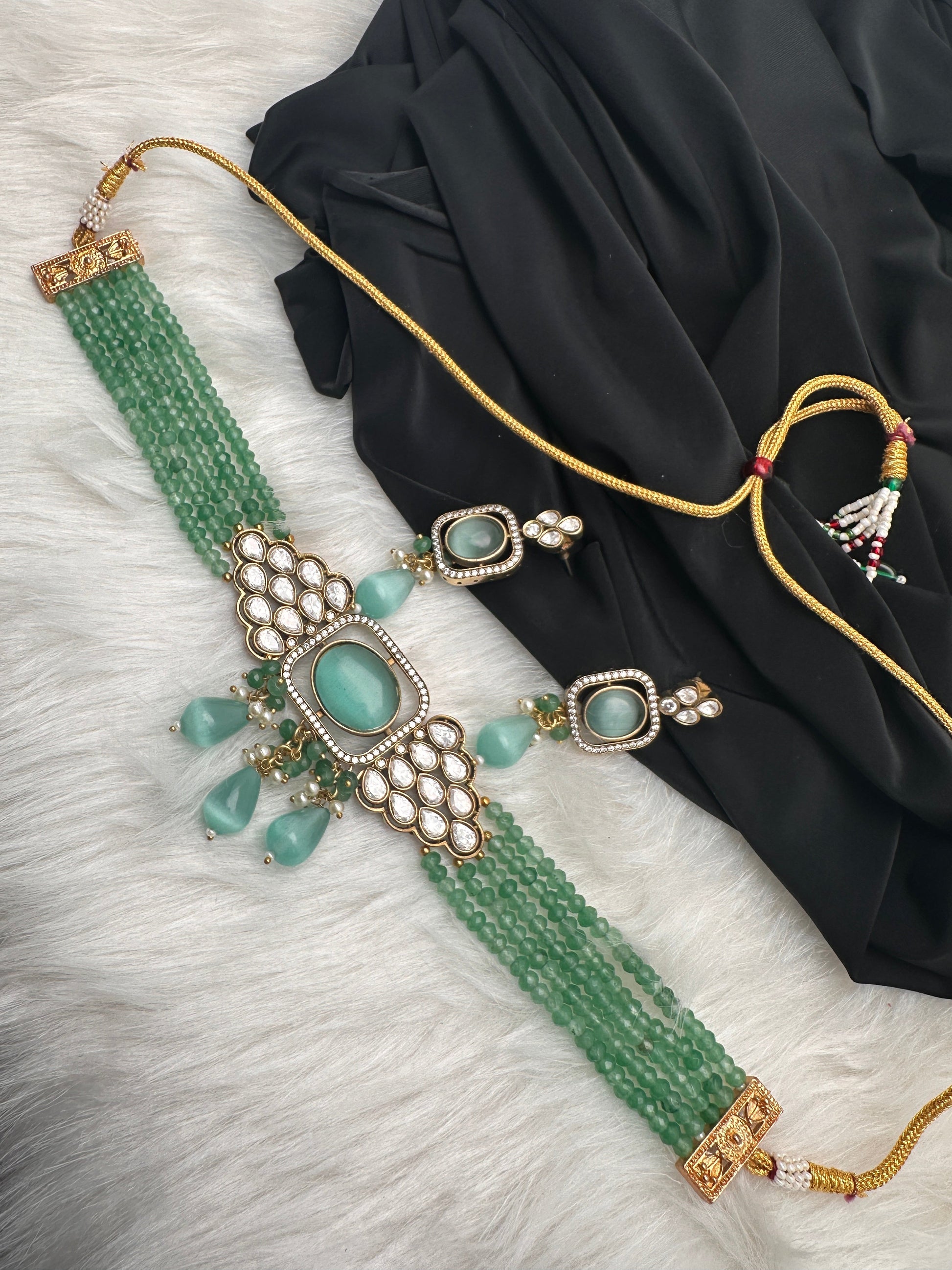 Moissanite Color Stone Mehendi Polish Choker - Green