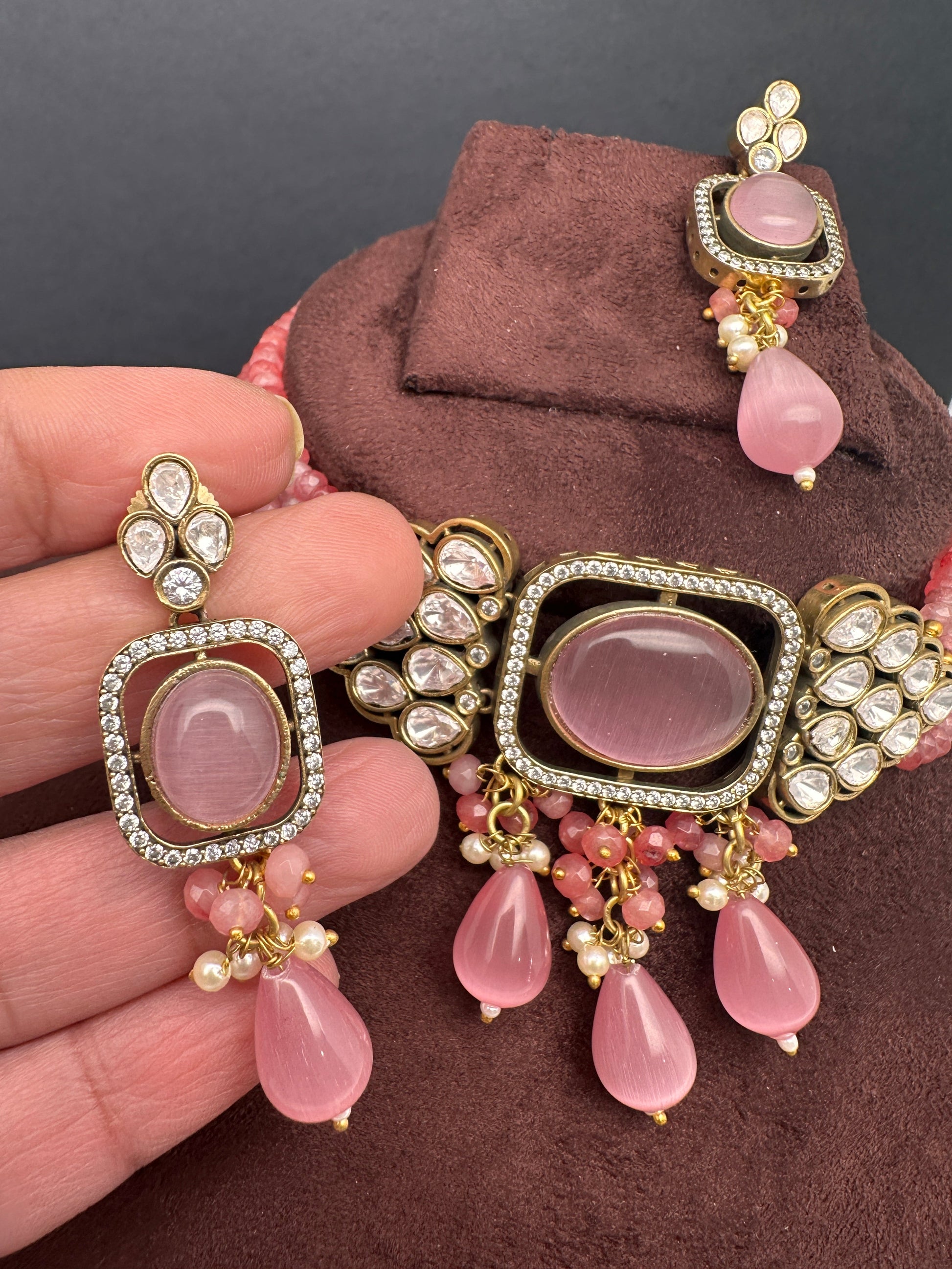 Moissanite Color Stone Mehendi Polish Choker - Pink