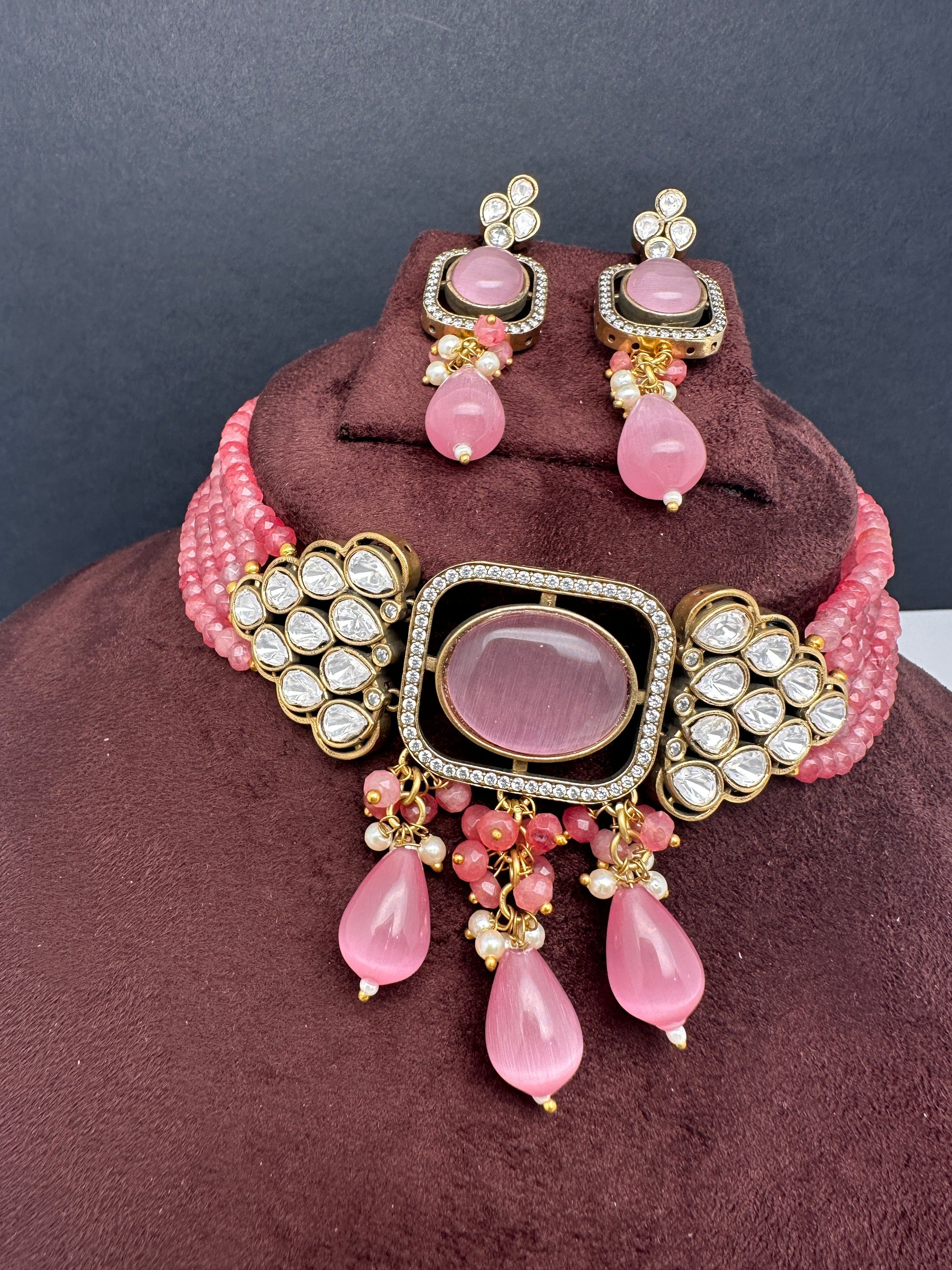 Moissanite Color Stone Mehendi Polish Choker - Pink