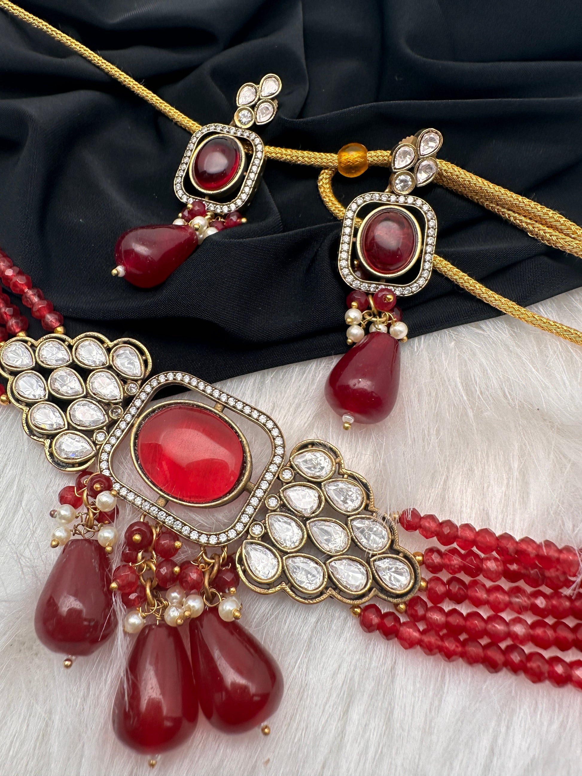 Moissanite Color Stone Mehendi Polish Choker - Red