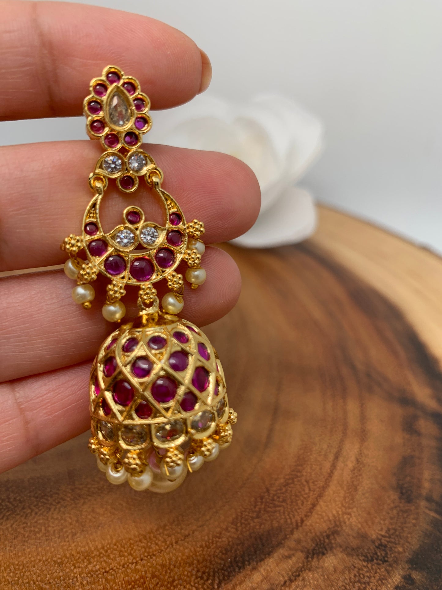 Simple Red Kemp Jhumki