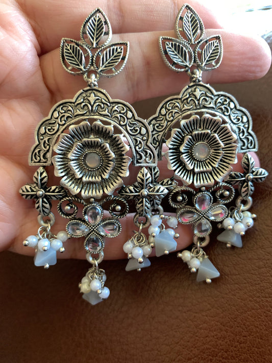 Floral Gray Beads and Pearls Earrings