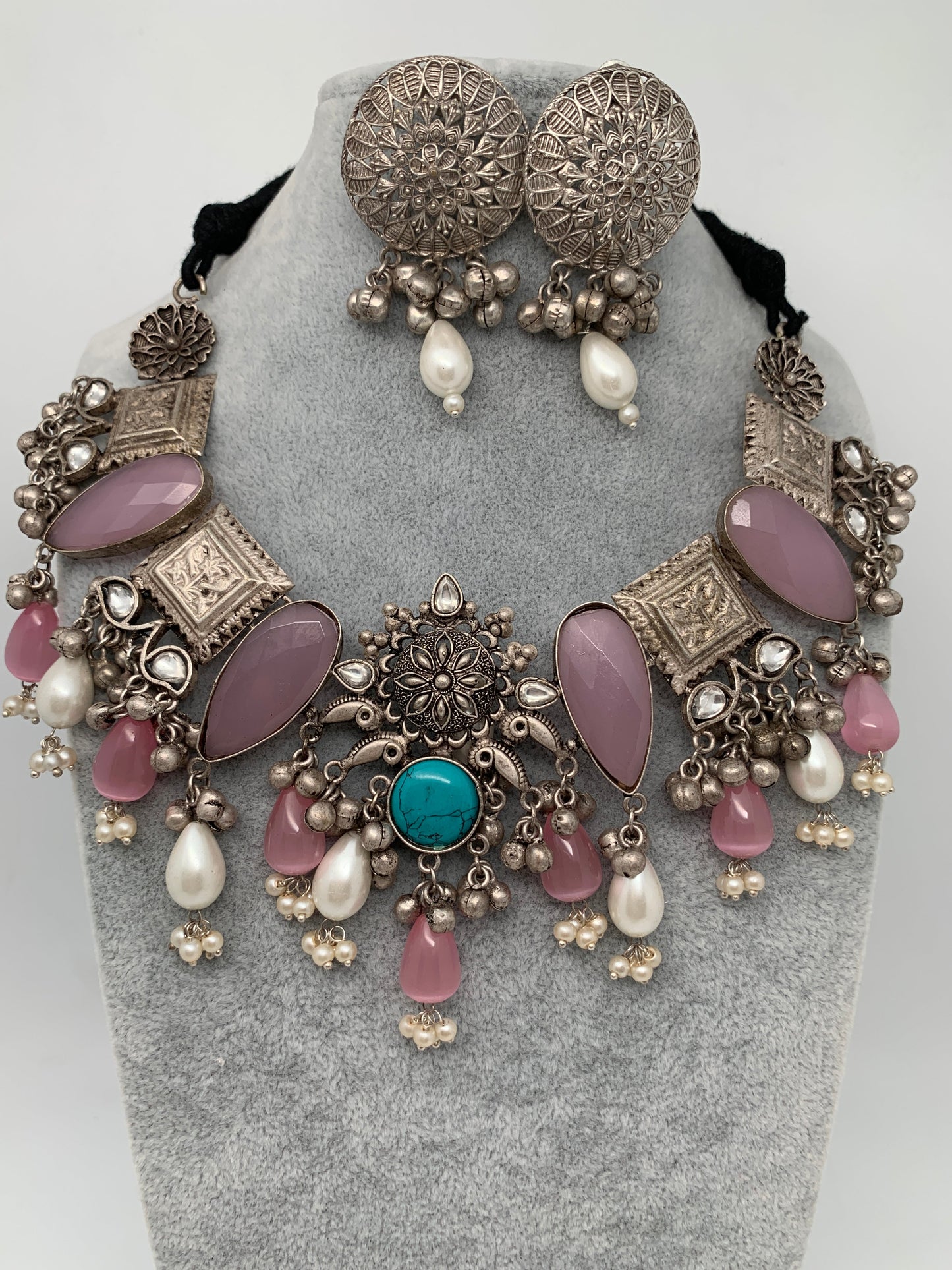 German Silver 92.5 Silver Pink Big Stones Around Neck Necklace with Ghungru and Pearls
