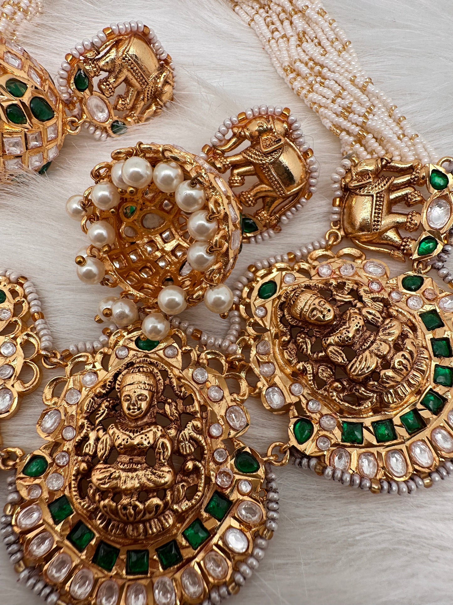 Goddess Lakshmi Nakshi Green Jadau Kundan Neckline Necklace