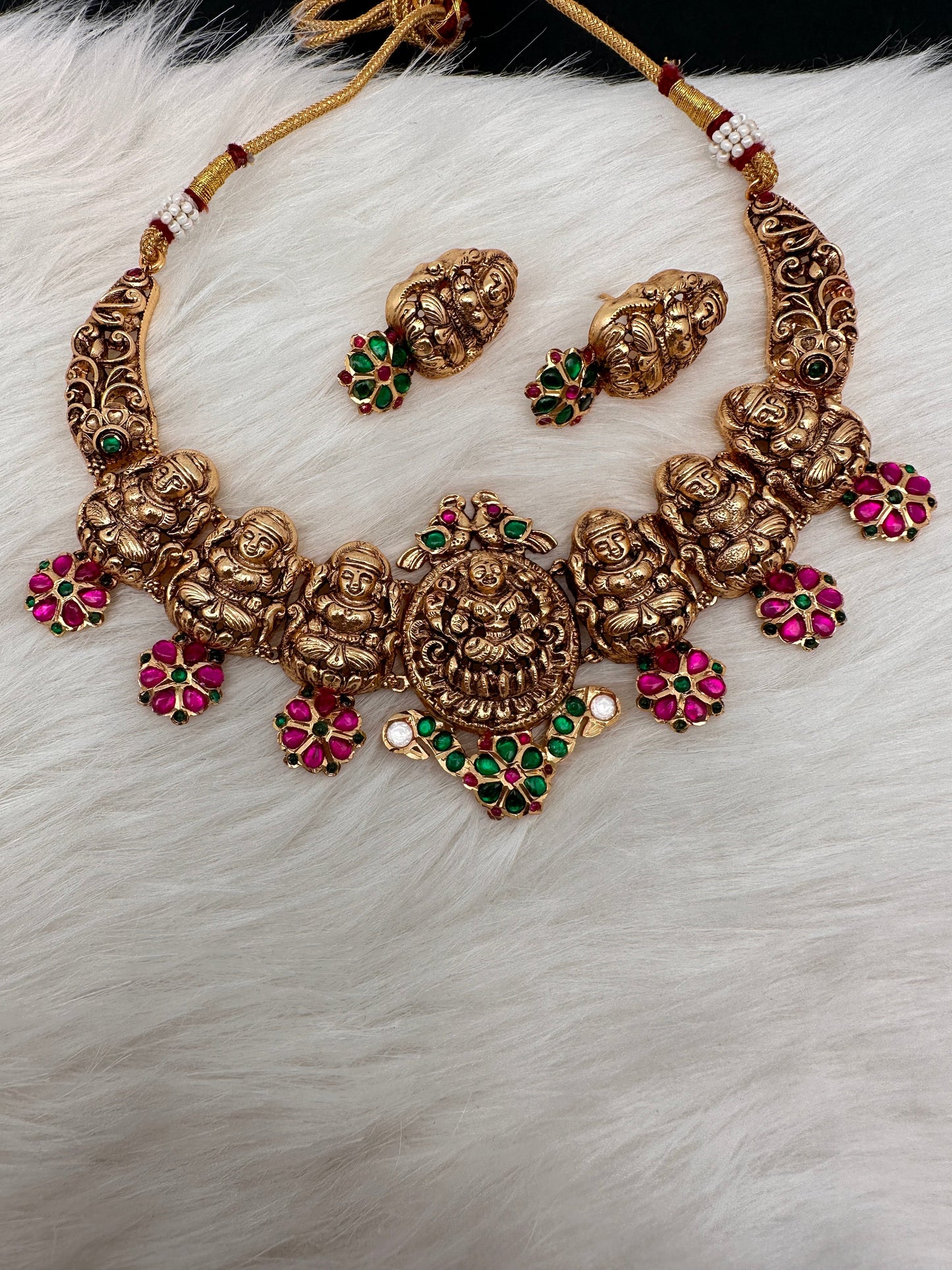 Goddess Lakshmi Floral Nakshi Red Green Jadau Kundan Neckline Necklace