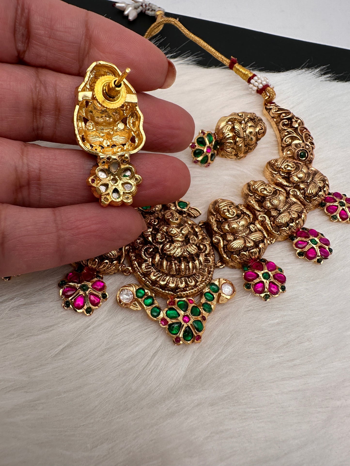 Goddess Lakshmi Floral Nakshi Red Green Jadau Kundan Neckline Necklace
