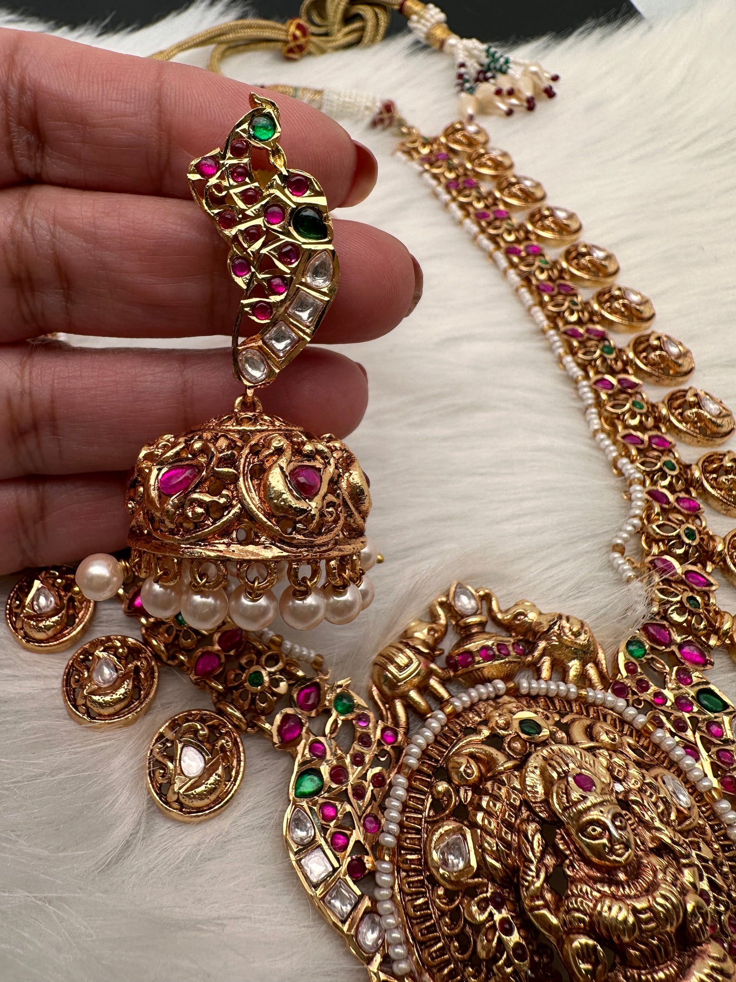 Goddess Lakshmi Elephant Nakshi Red Green Jadau Kundan Necklace