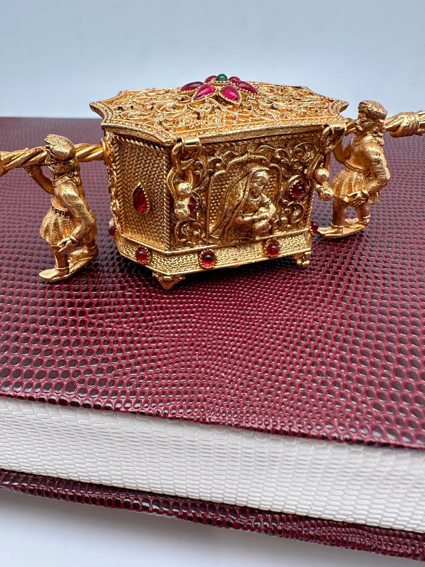 Doli Design Matte Finish Kumkum Box Bharani
