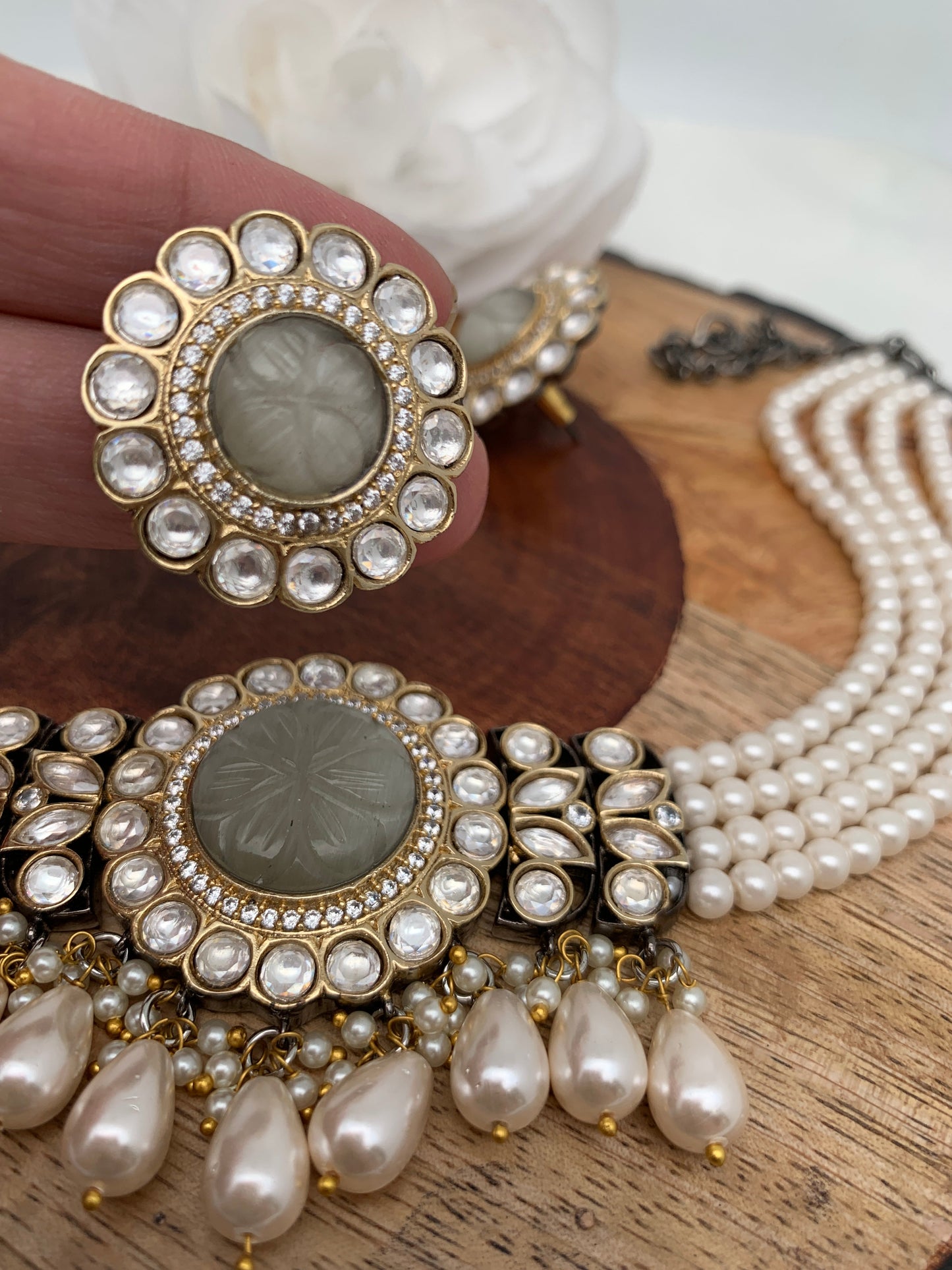 Kundan Light Gray Carved Stone Red Beads Pearl Choker