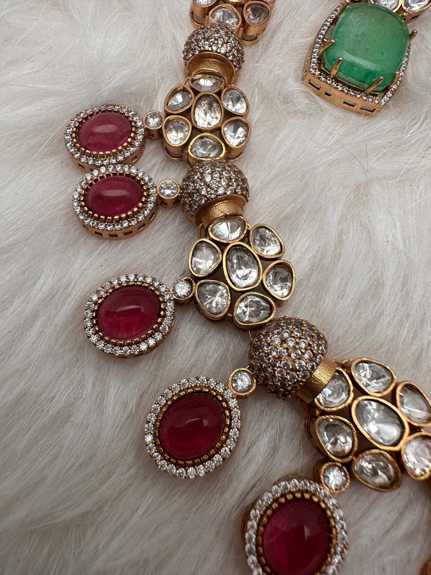Kundan Floral Pink Green Stone Short Necklace