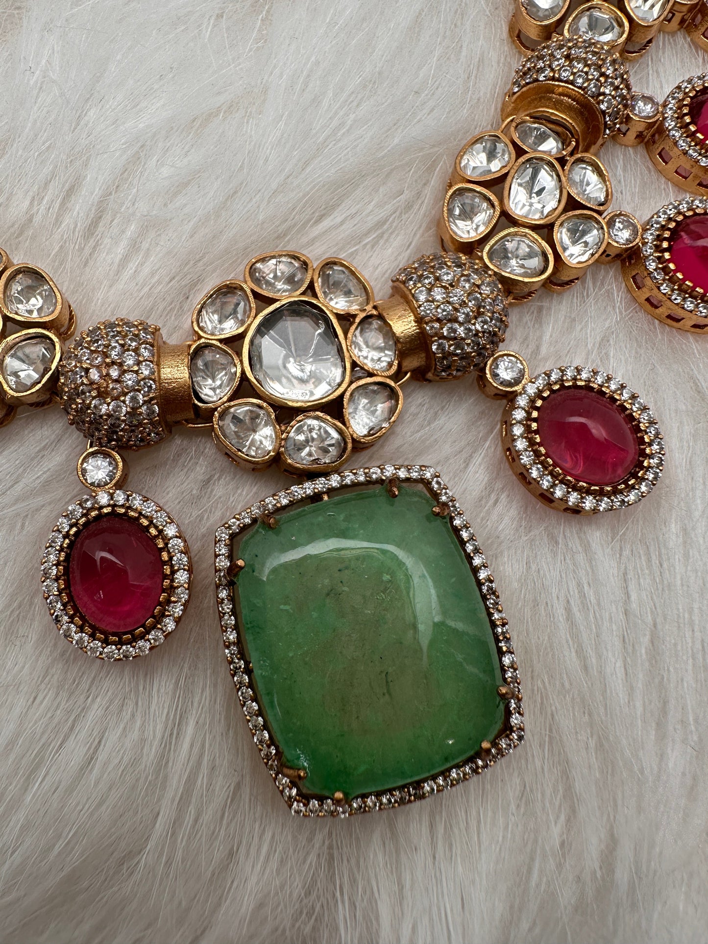 Kundan Floral Pink Green Stone Short Necklace