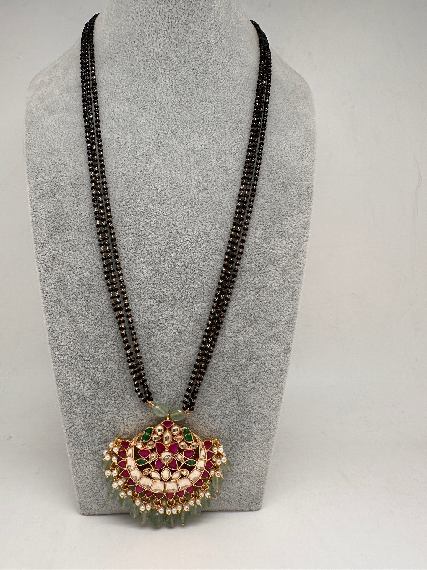 Jadau Kundan Black Beads Mangalsutra Necklace