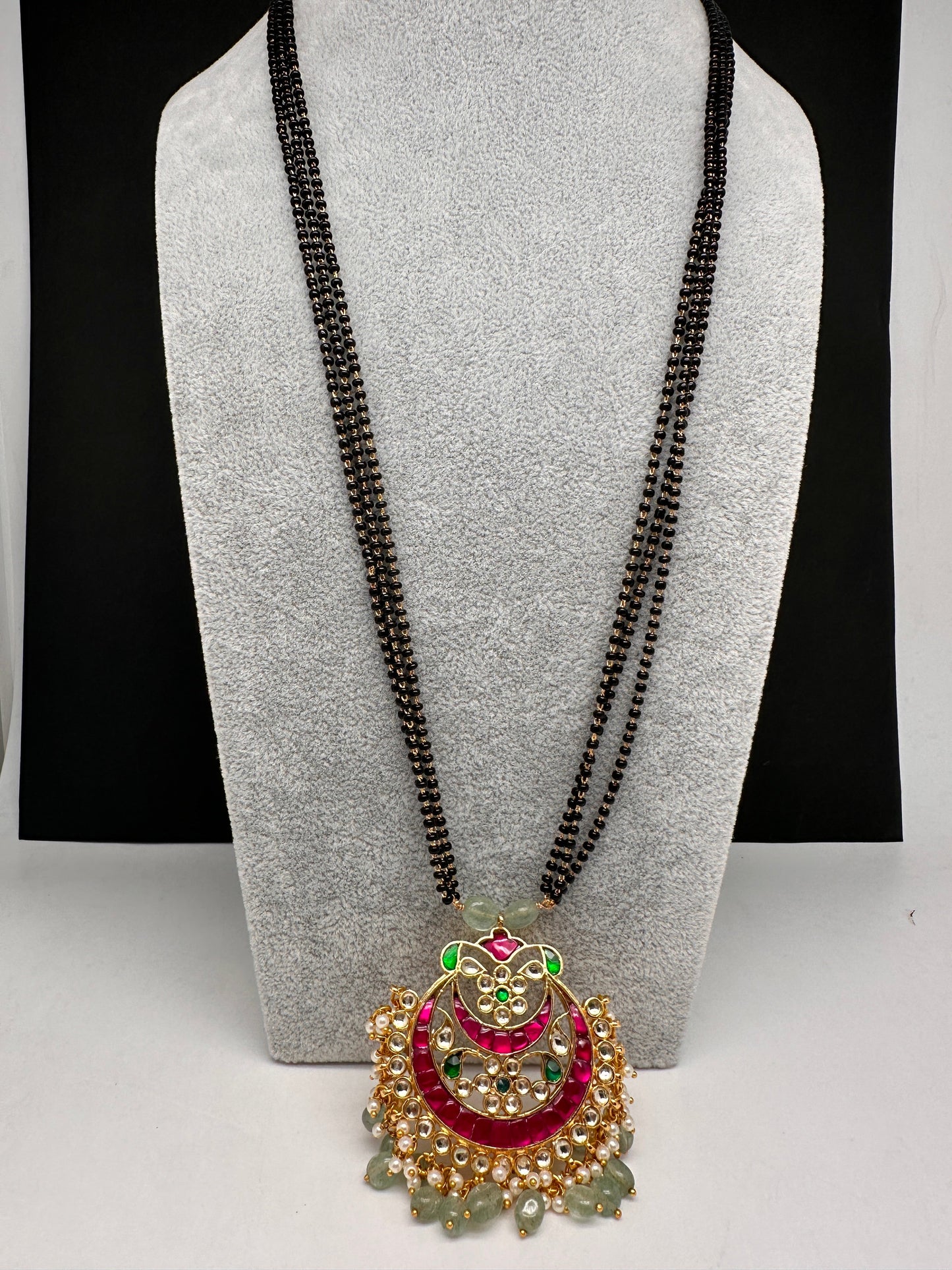 Jadau Kundan Floral Black Beads Mangalsutra Necklace
