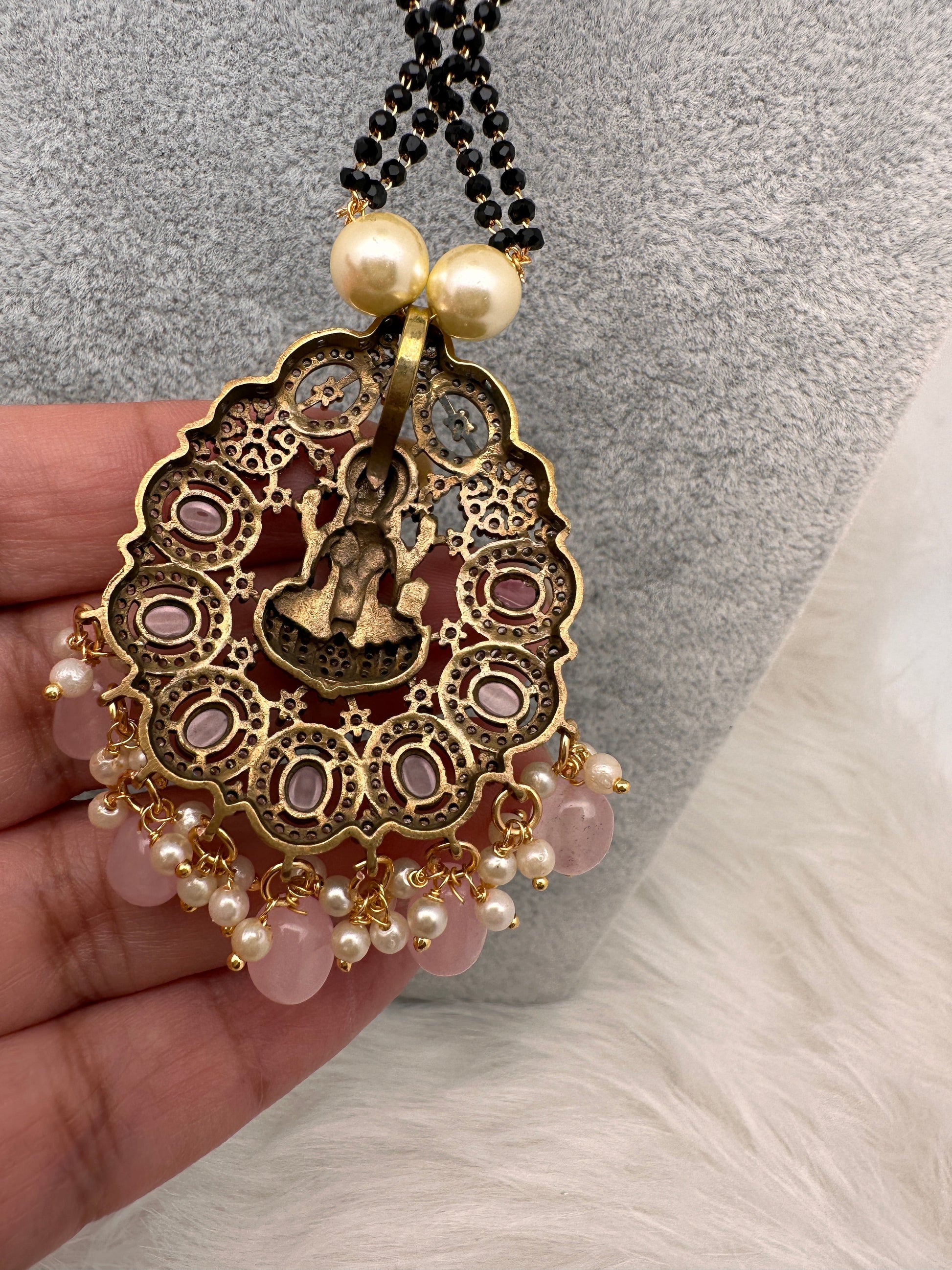 Goddess Lakshmi Color Stone Color Beads Mangalsutra Necklace - Pink