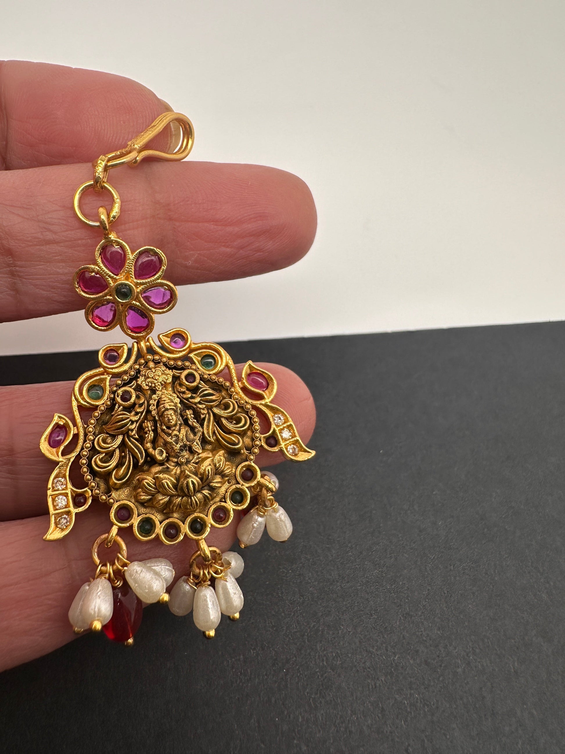 Goddess Lakshmi Matte Mang Tika - Red