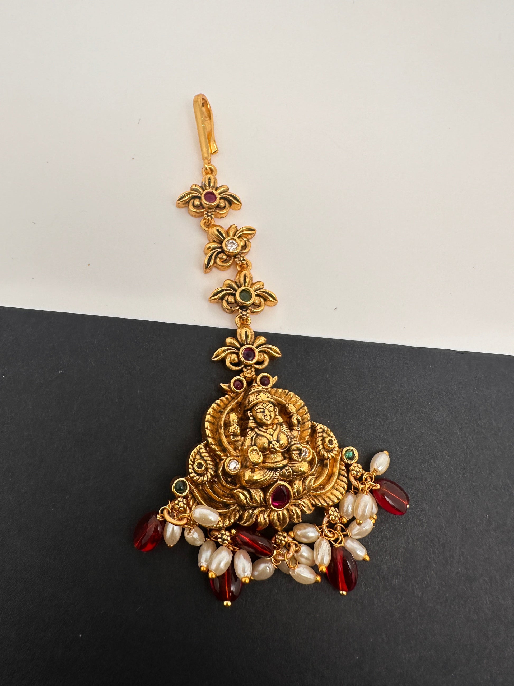 Nakshi Goddess Lakshmi Matte Mang Tika - Red