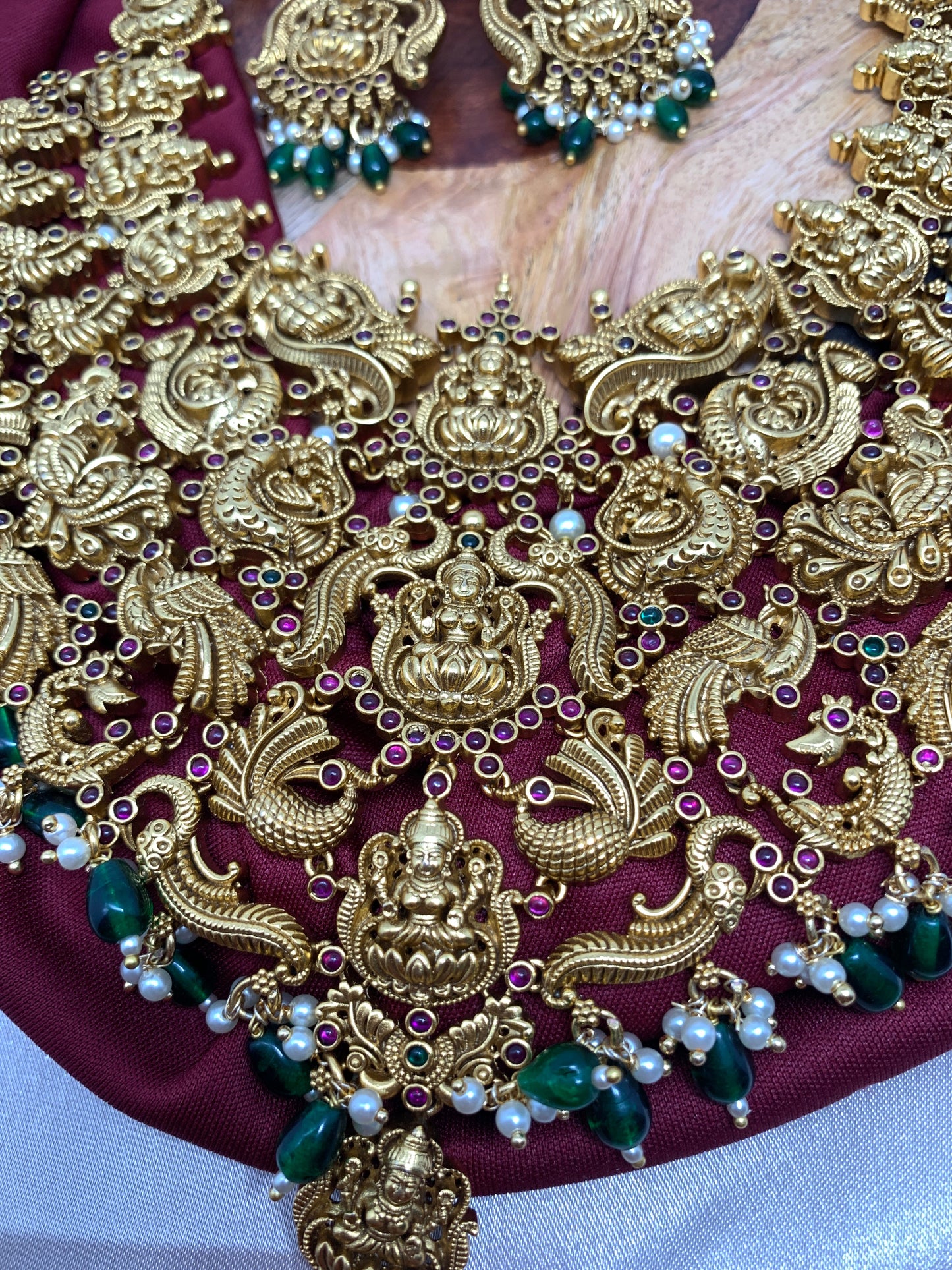 Goddess Lakshmi Peacock Matte Finish Short Nakshi Necklace Set