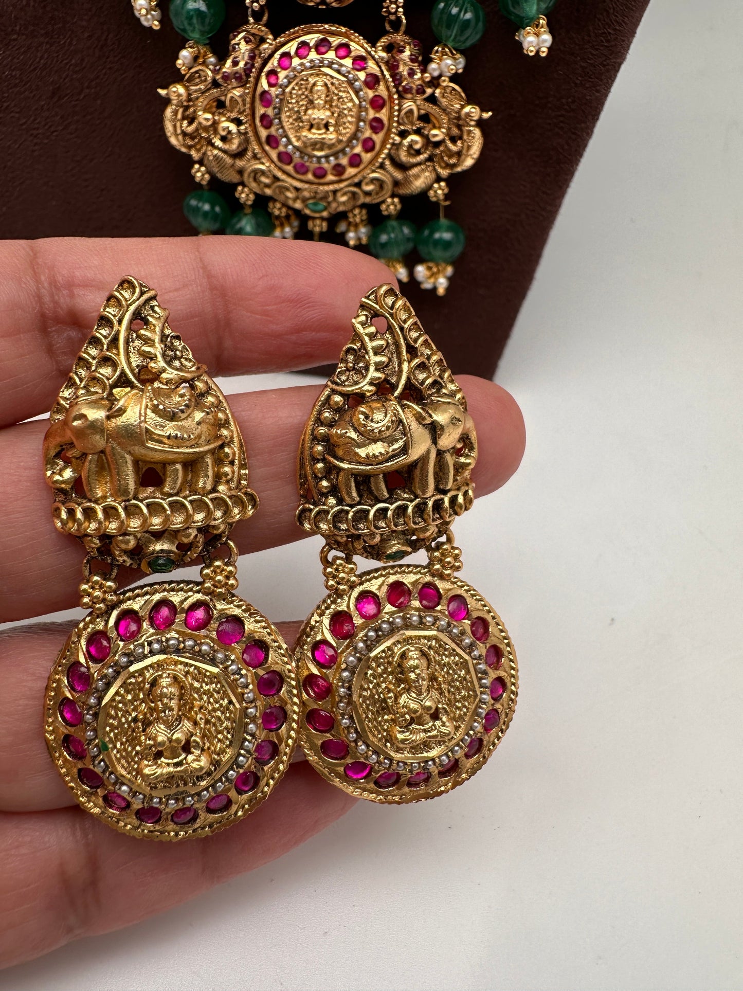 Goddess Lakshmi Elephant Pendent Lakshmi Links Green Pumpkin beads Matte Finish Nakshi Necklace