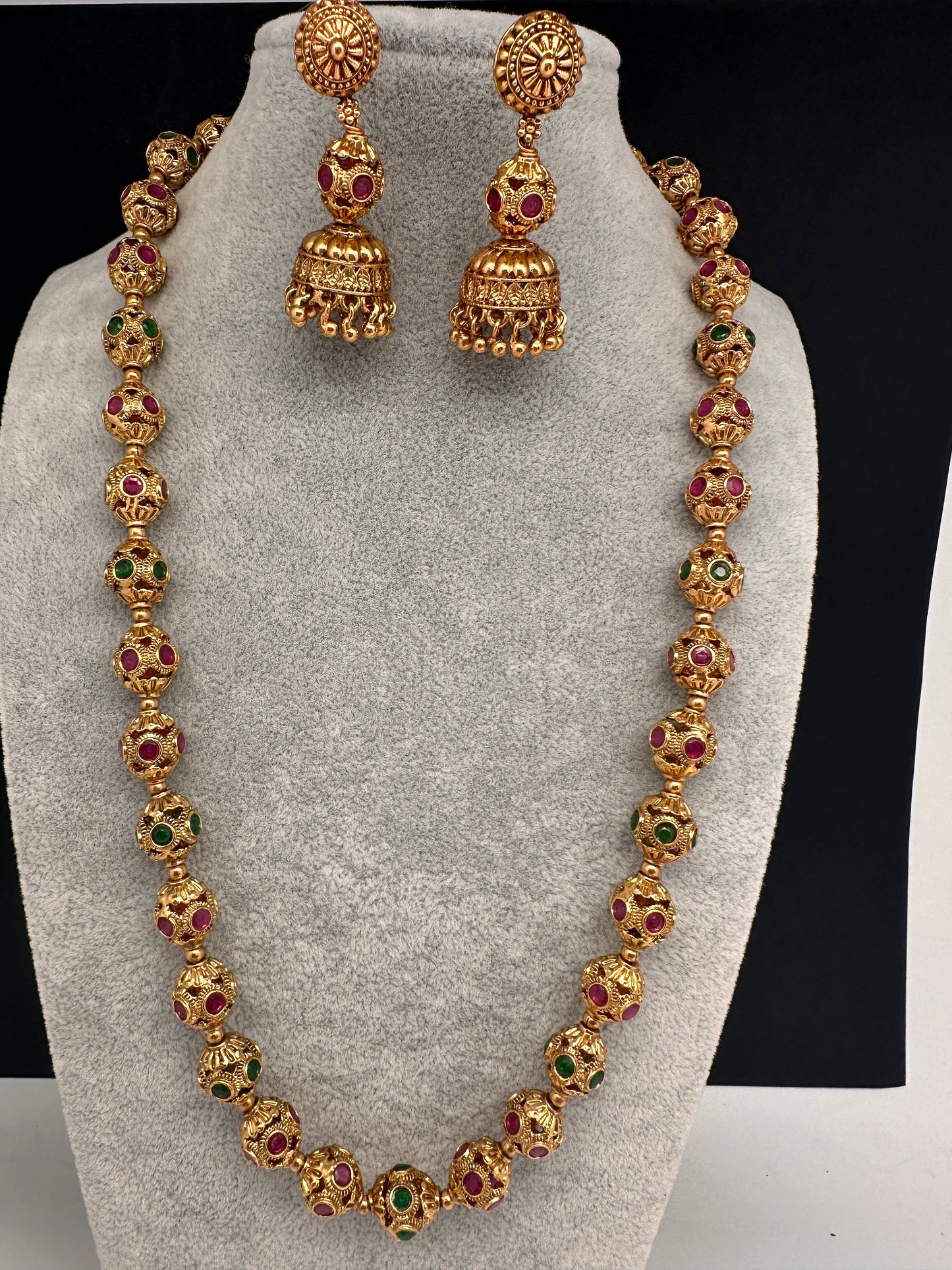 Golden Nakshi Ball Red Green Stone Necklace