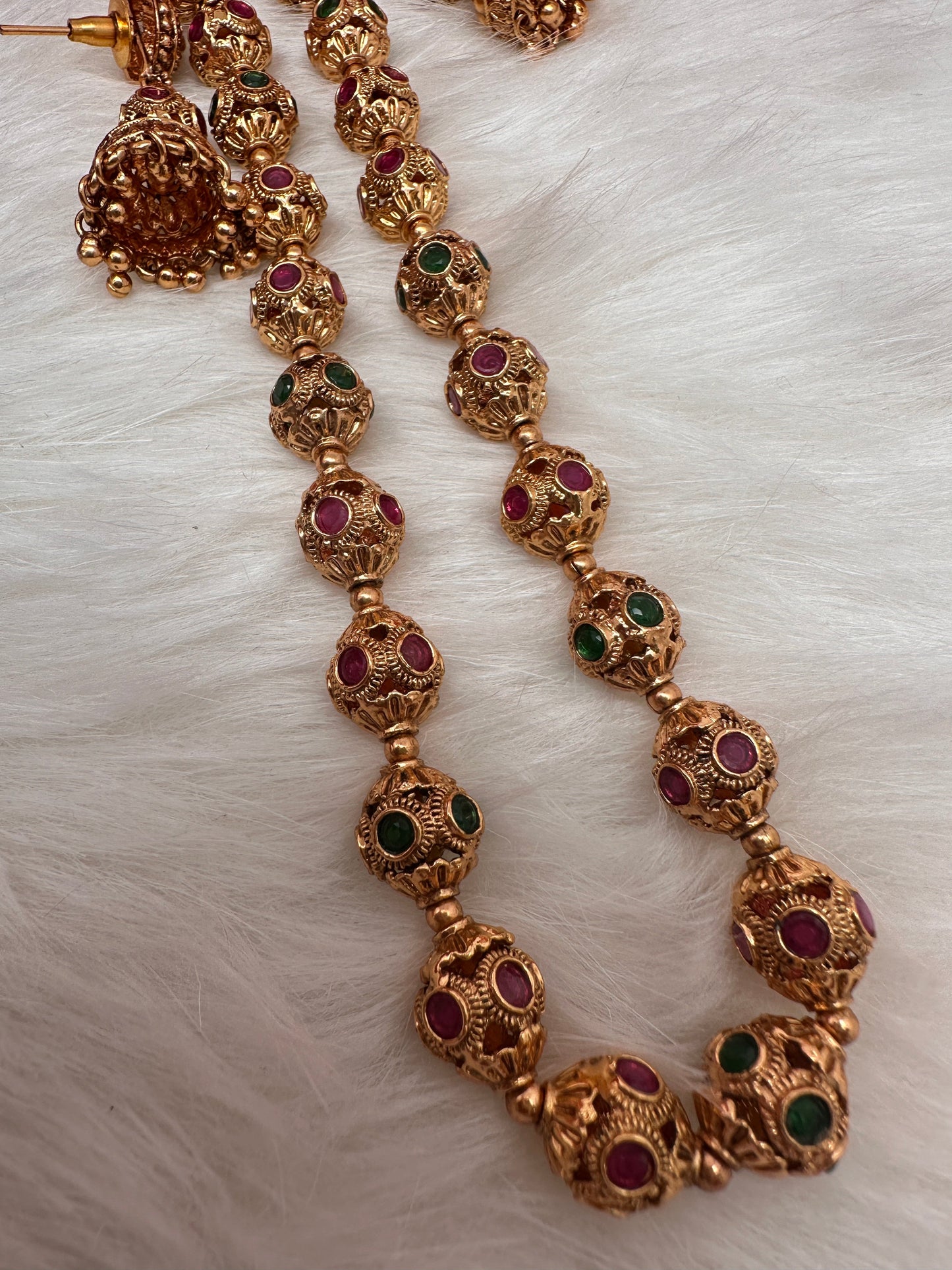 Golden Nakshi Ball Red Green Stone Necklace