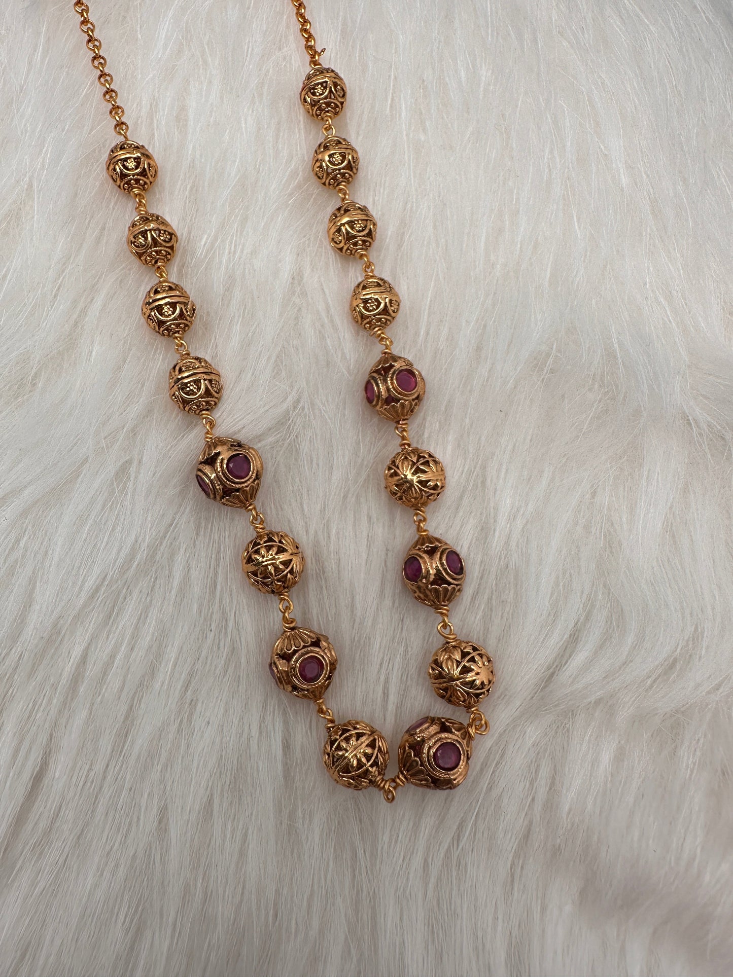 Golden Nakshi Ball Color Stone Necklace - Red