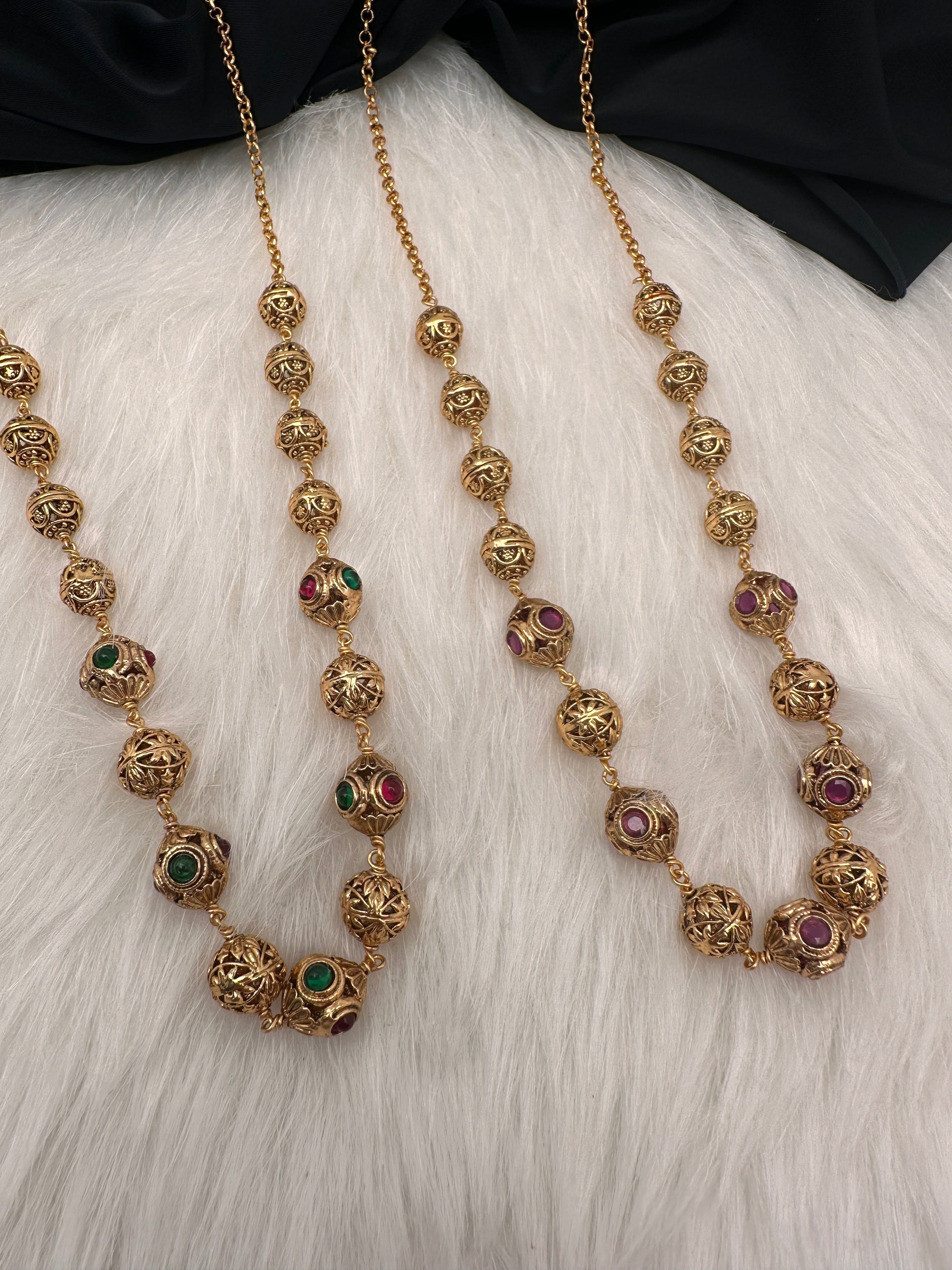 Golden Nakshi Ball Color Stone Necklace - Red