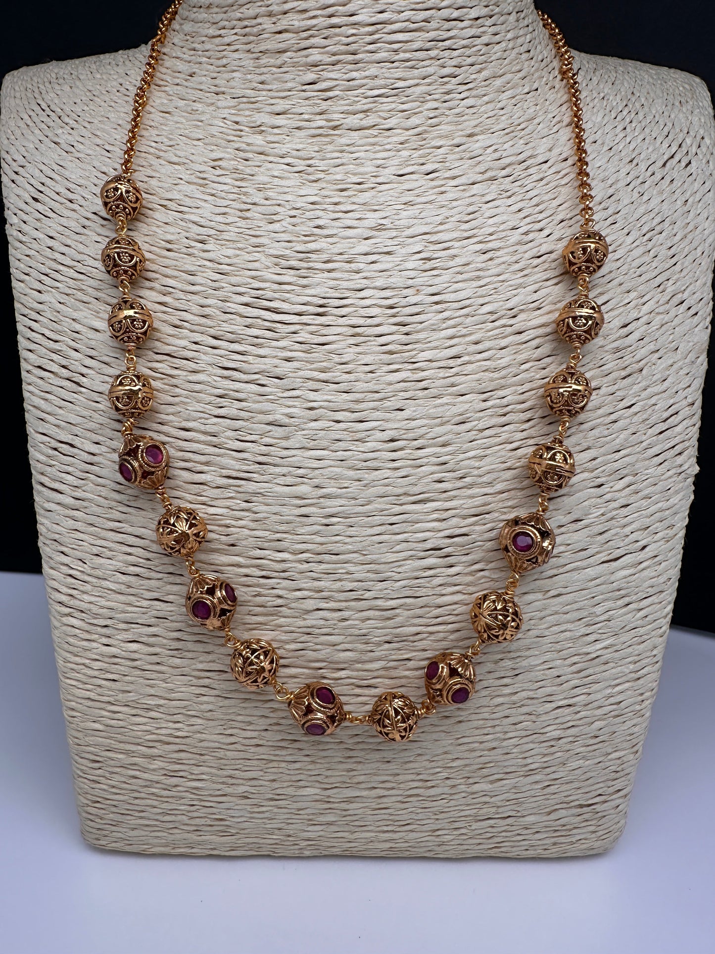 Golden Nakshi Ball Color Stone Necklace - Red