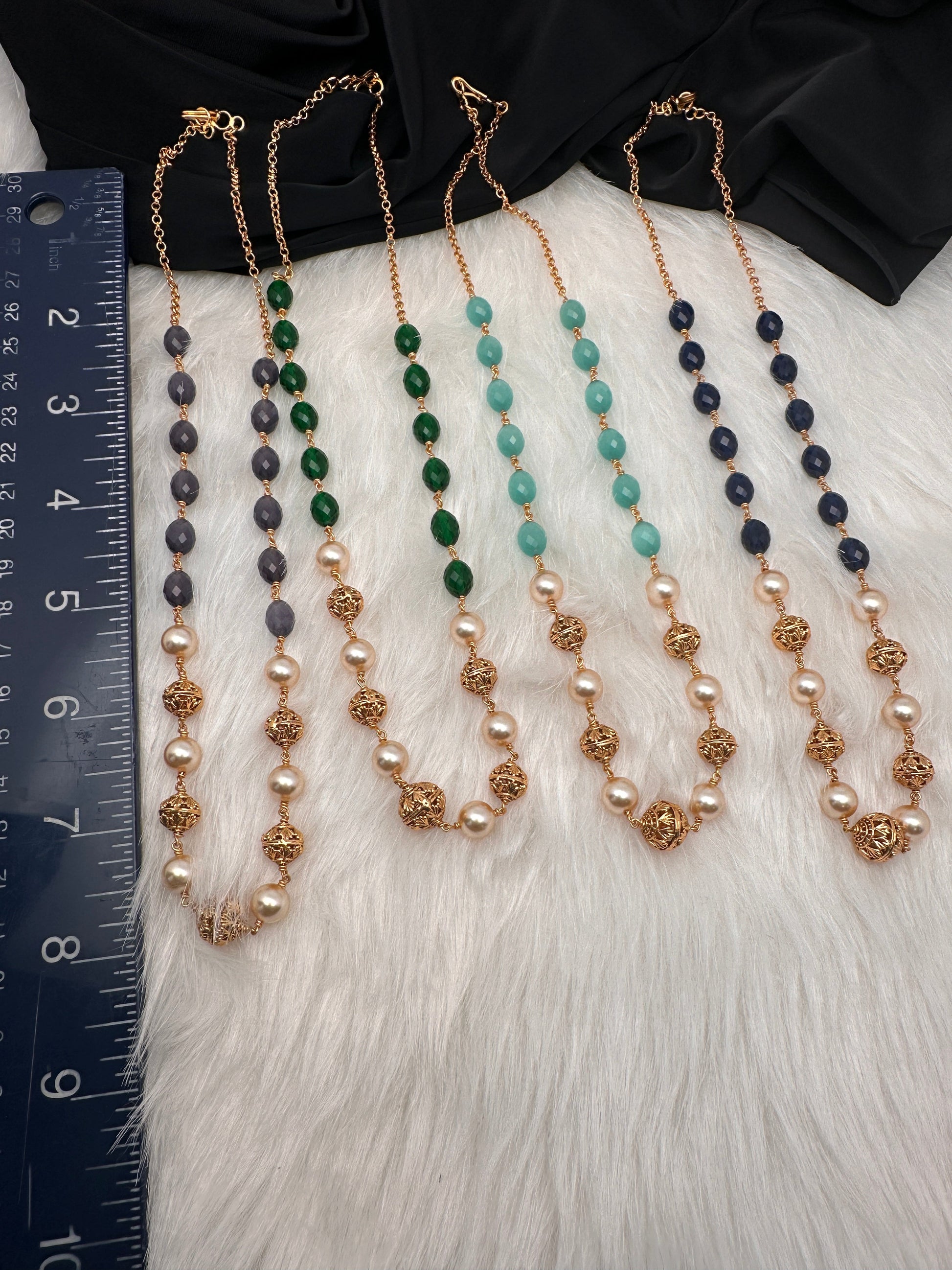 Golden Nakshi Ball Color Stone Necklace - Green