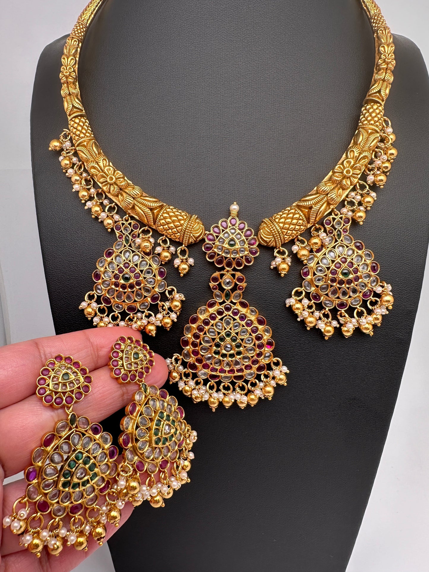 Kanthi Style CZ Red Stone Short Nakshi Necklace Set