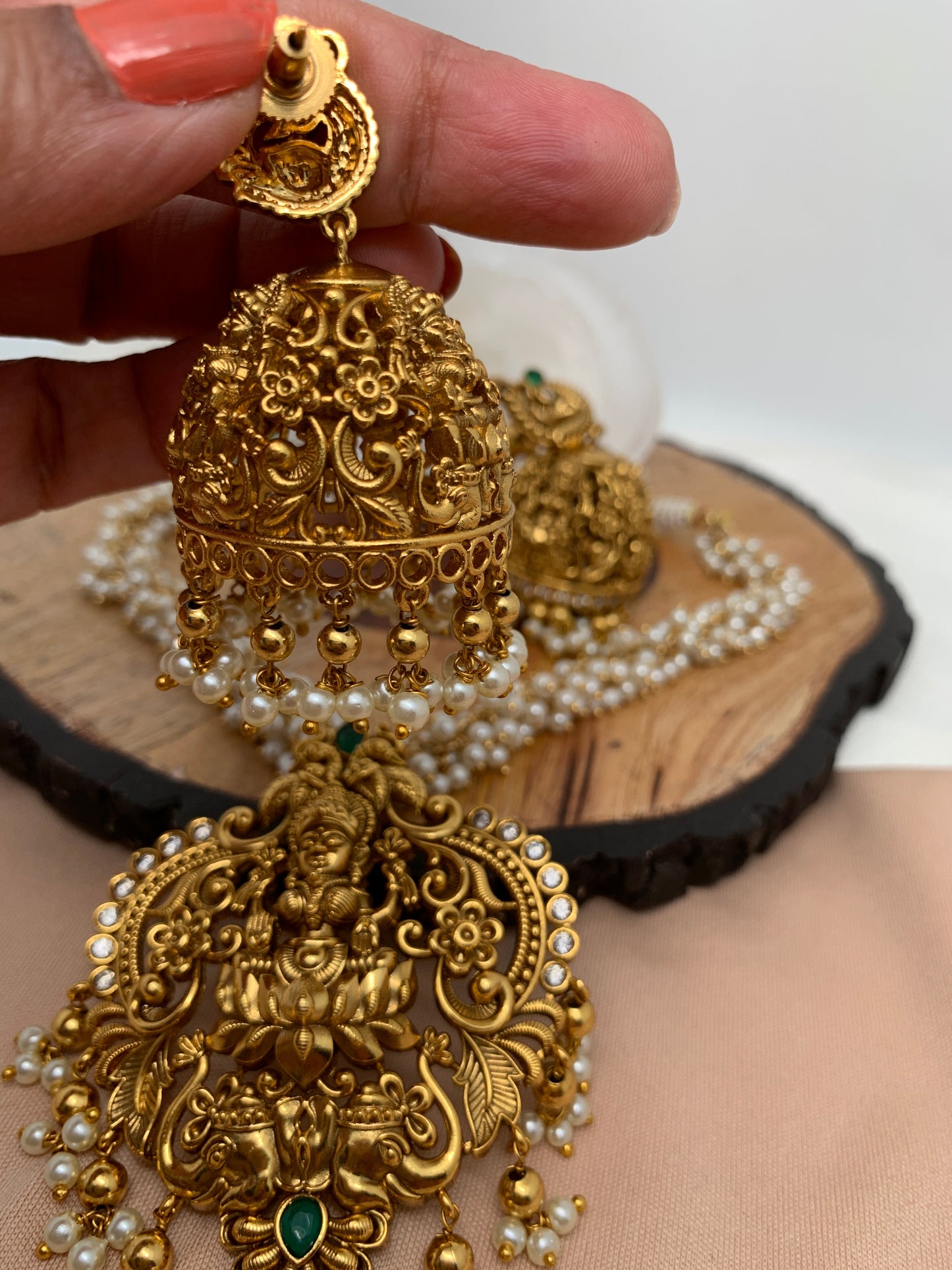 Goddess Lakshmi Matte Finish Pendent Set with Cluster Pearl Mala