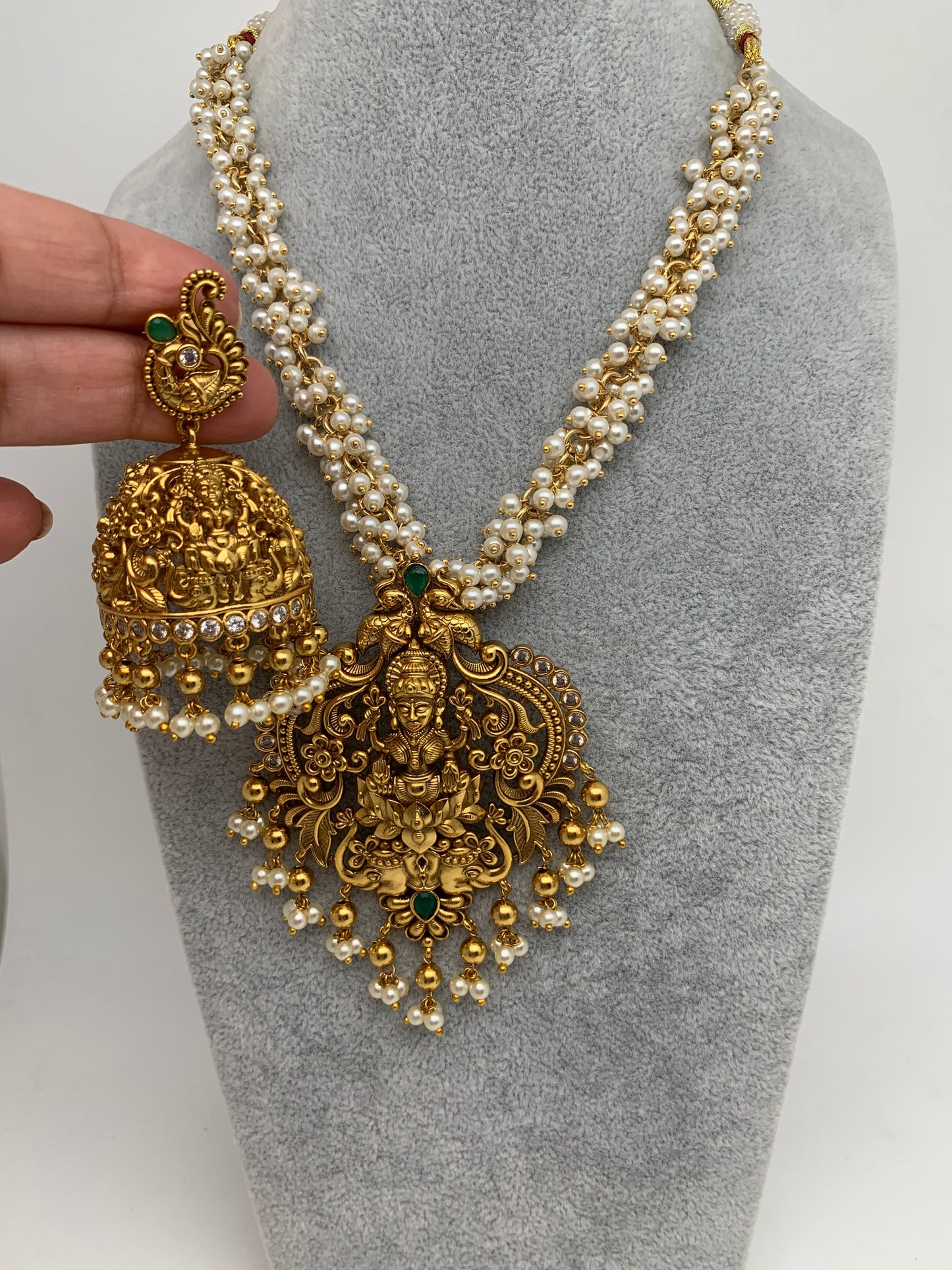 Goddess Lakshmi Matte Finish Pendent Set with Cluster Pearl Mala