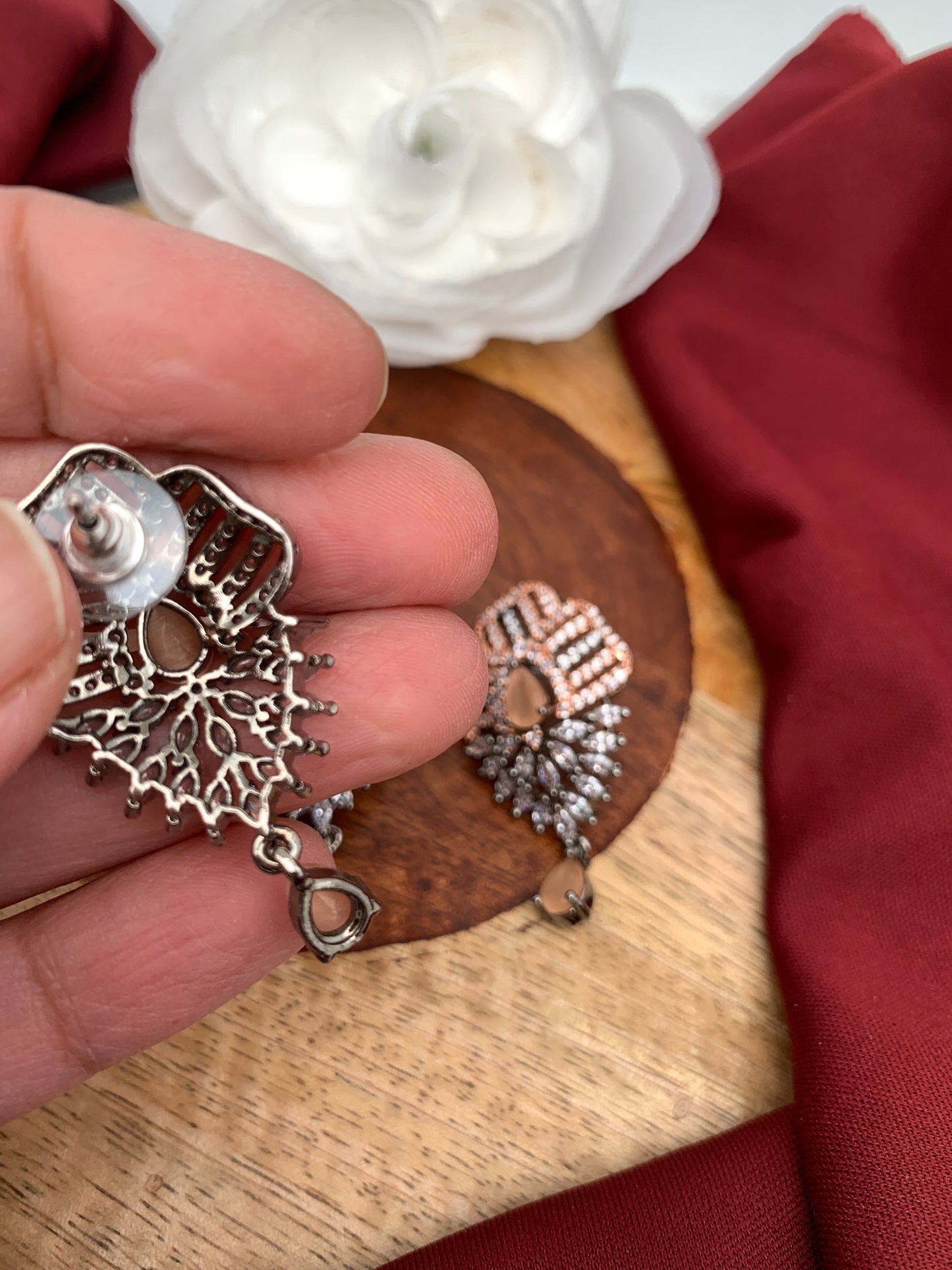 Victorian Dual Tone Polish AD Peach Stone Pendent Set