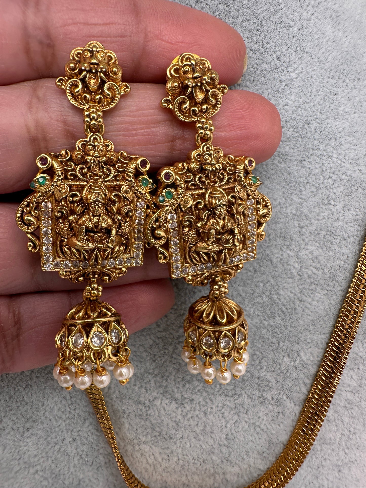 Goddess Lakshmi Nakshi Matte Finish Pendent Set