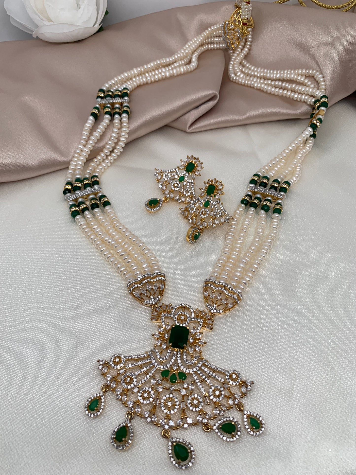 Green Stone AD Pendent Traditional Raani Haar with Real Pearls