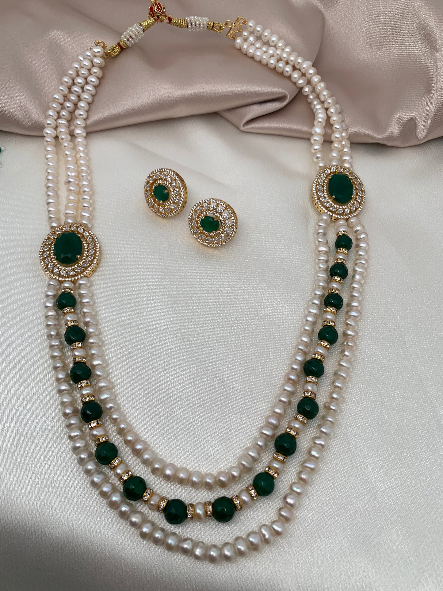 Emerald Green Side Pendent Set with Real Pearls Neckalce