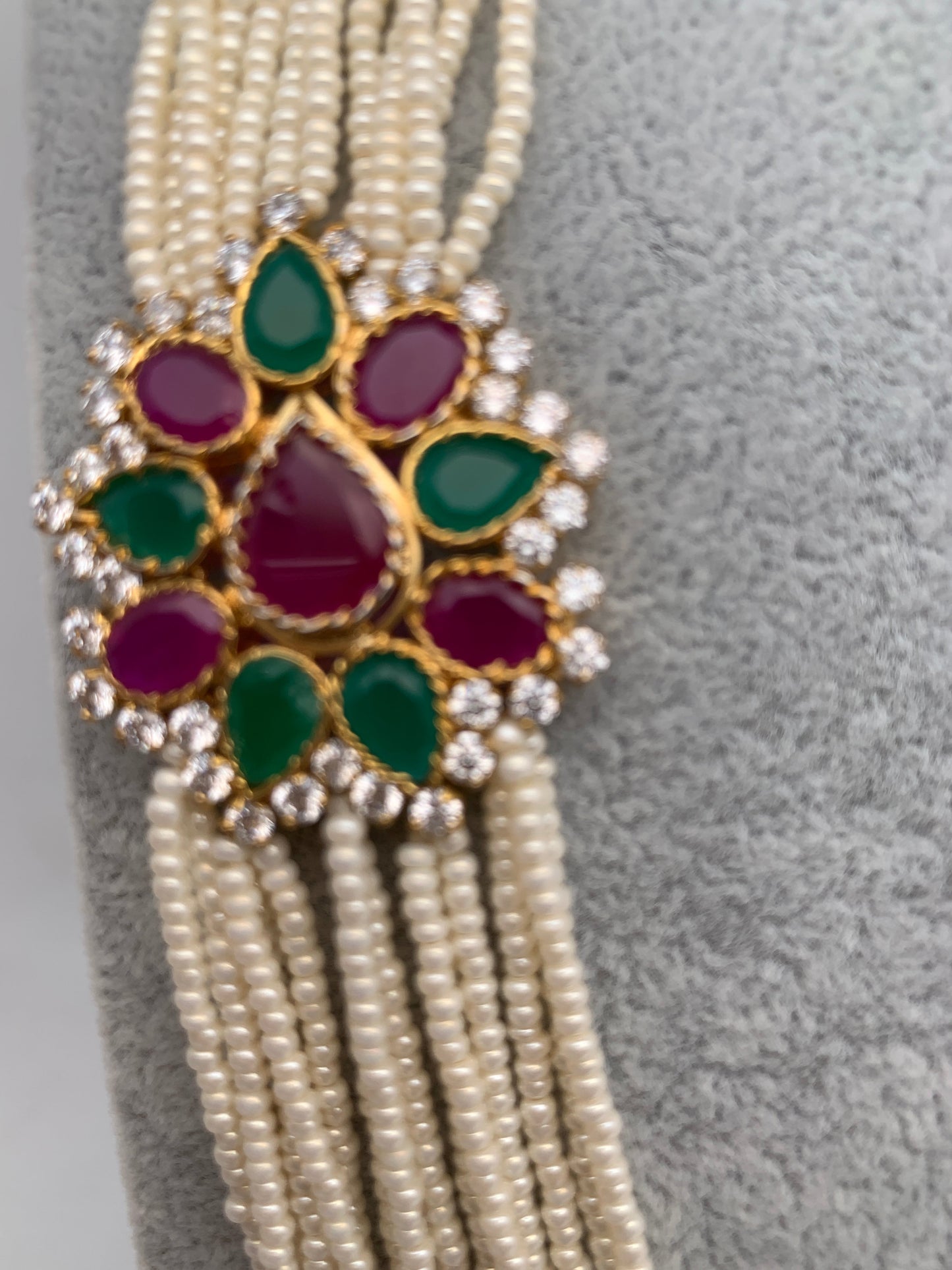 Multi Color Side Pendent Green Beads Hydro Pearls Necklace