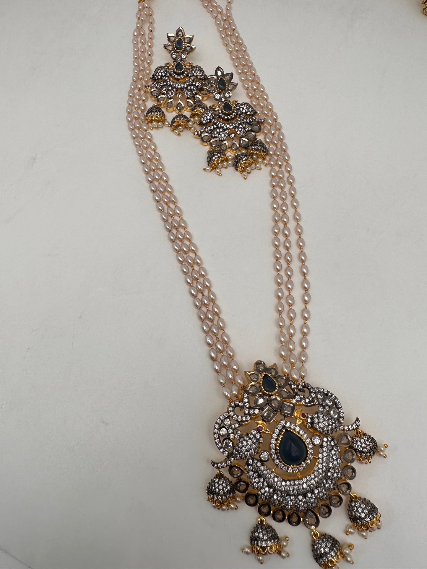 AD Blue Stone Pendent Rice Pearl Mala