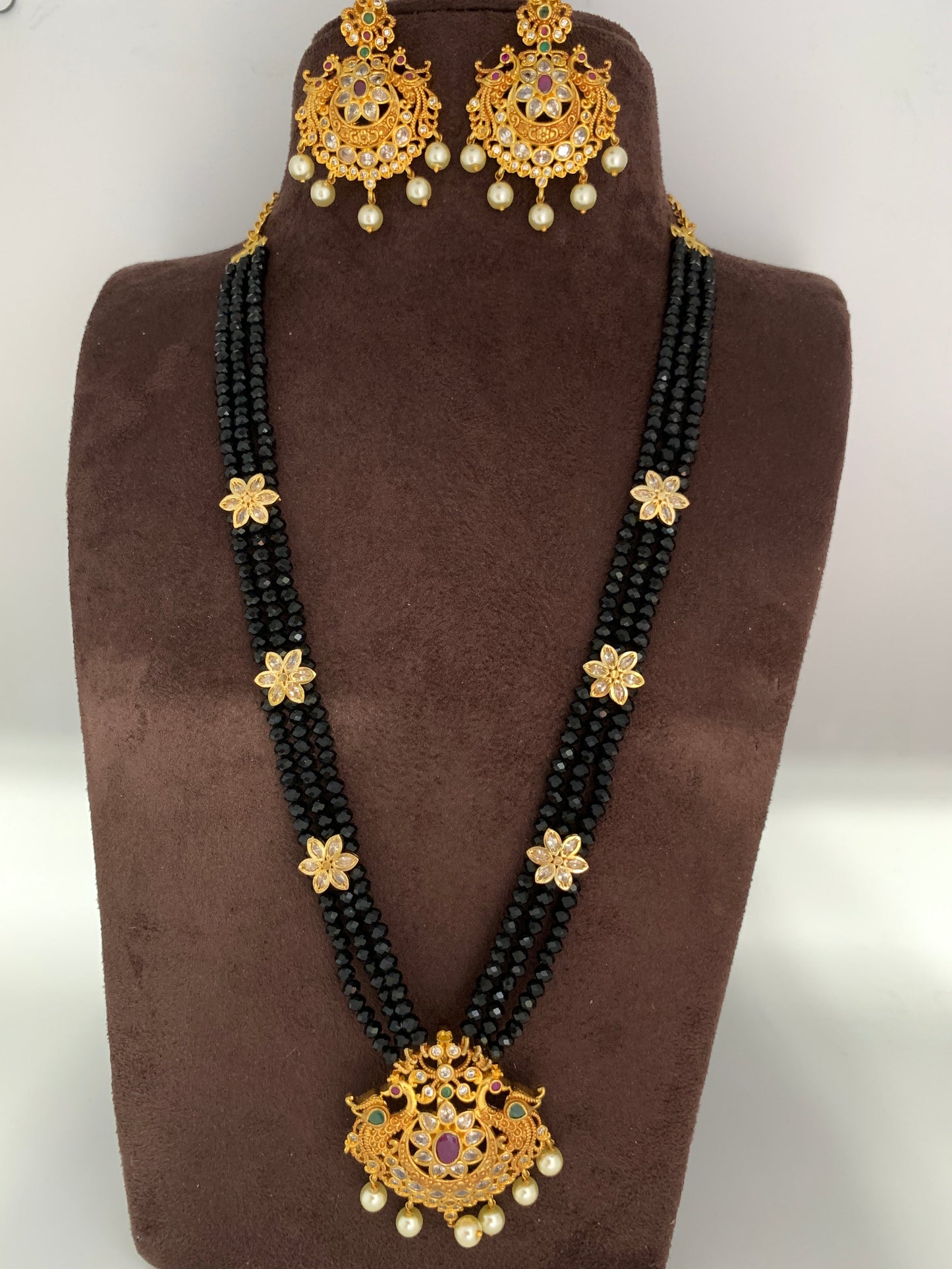 Multi Stone Floral pendent Black Crystal beads Long Necklace