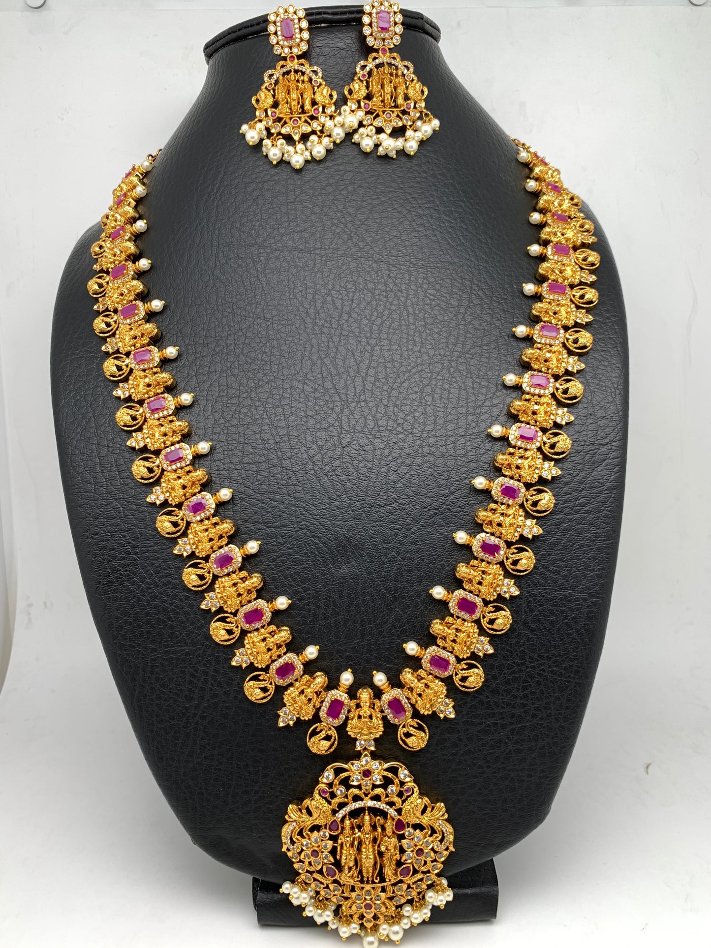 Ram Paarivar Pendent Goddess Lakshmi Red Stone Long Necklace