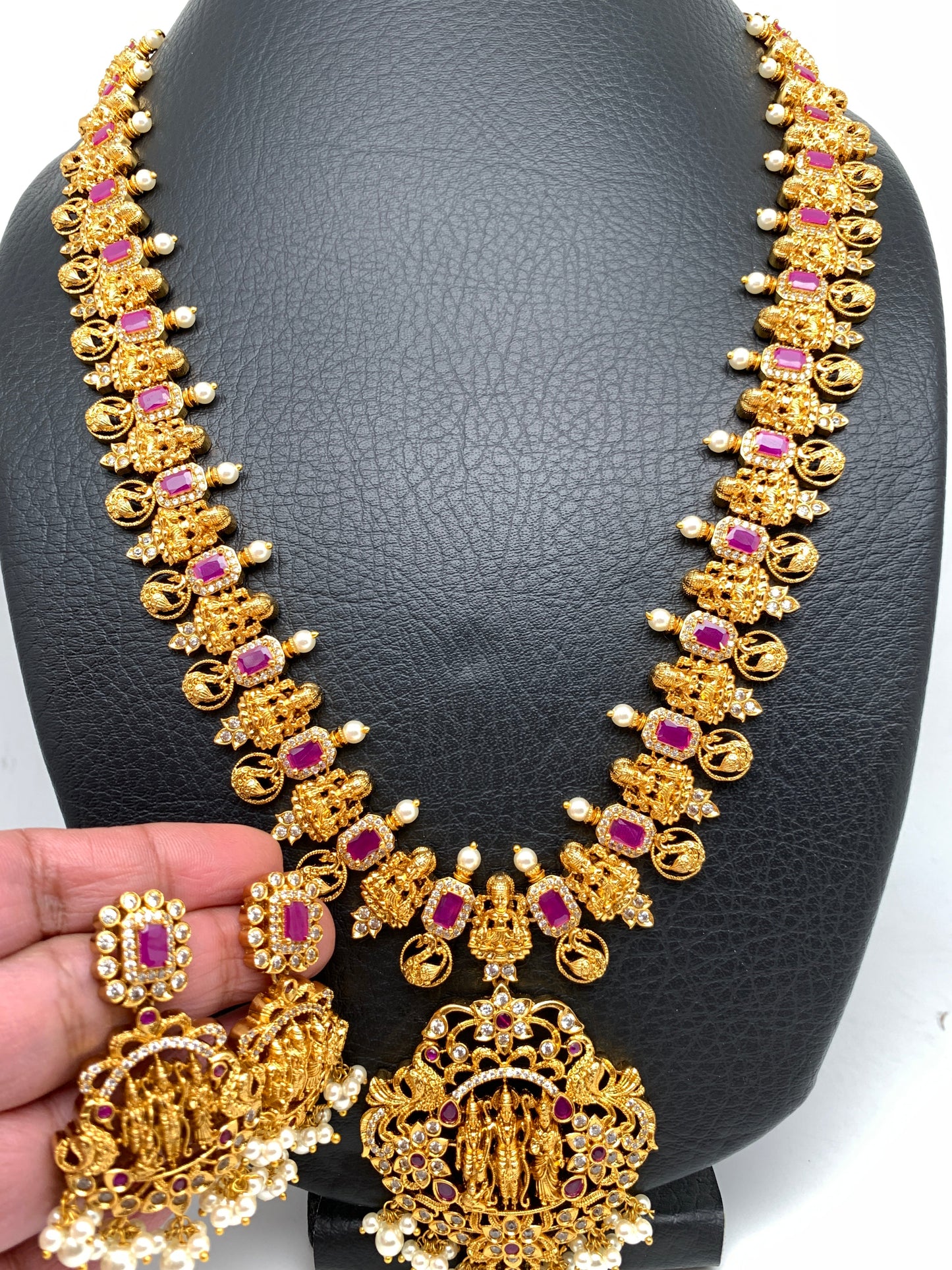 Ram Paarivar Pendent Goddess Lakshmi Red Stone Long Necklace