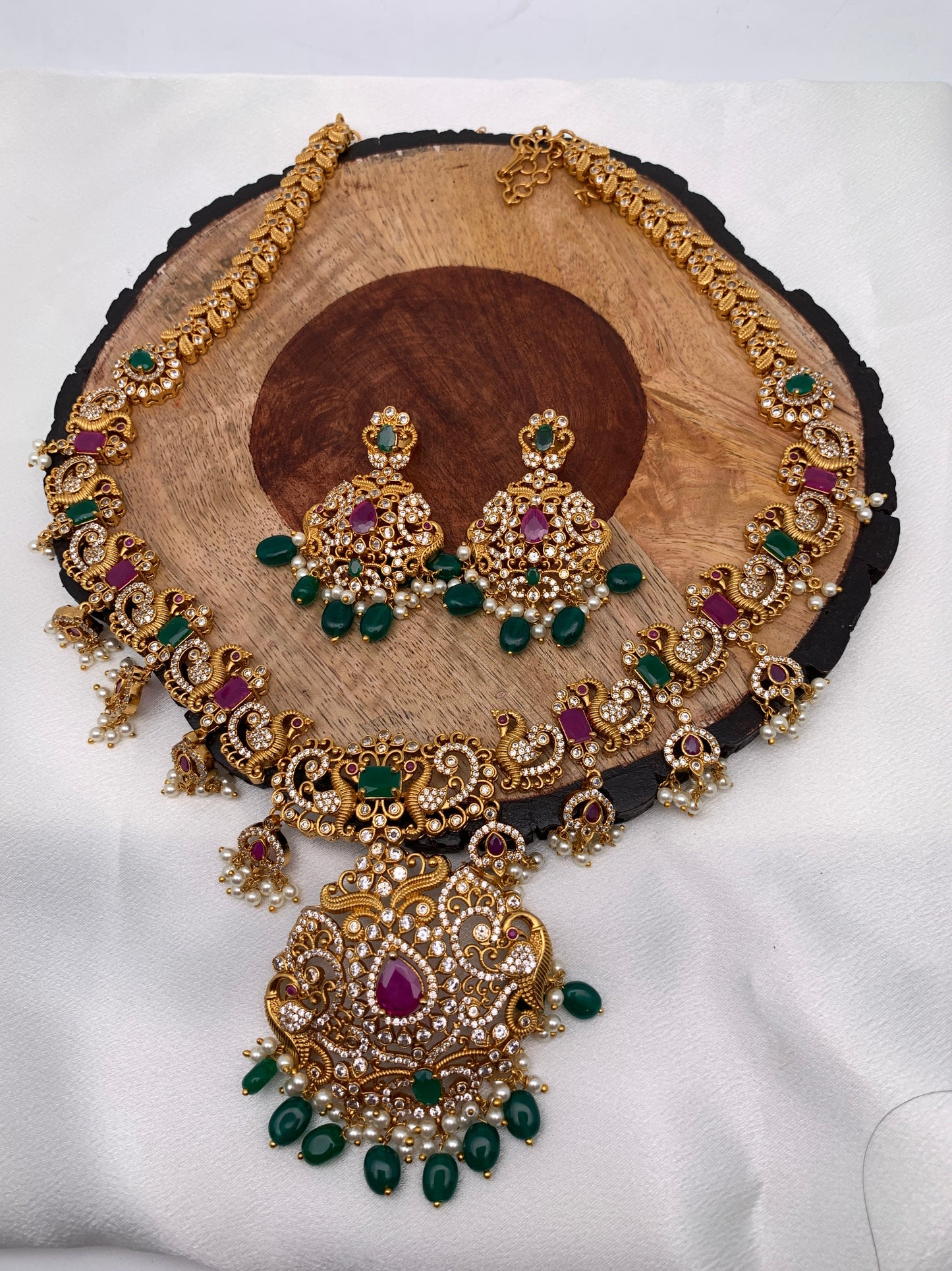 Red Green Stone Green beads Long Ethnic Necklace