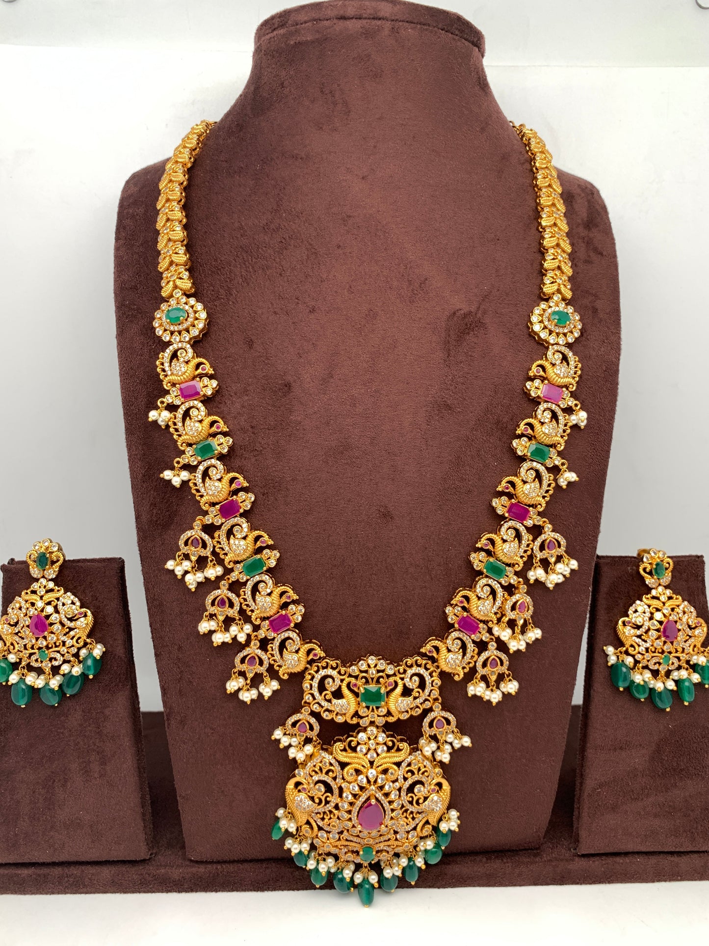 Red Green Stone Green beads Long Ethnic Necklace