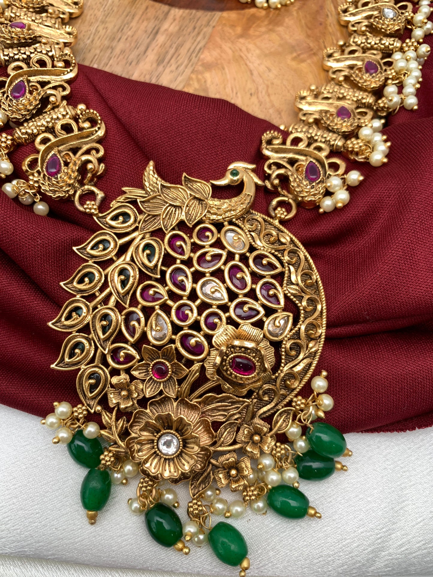 Peacock Links Floral Design Red Green Kemp Pendent Matte Finish Ethnic Long Mala