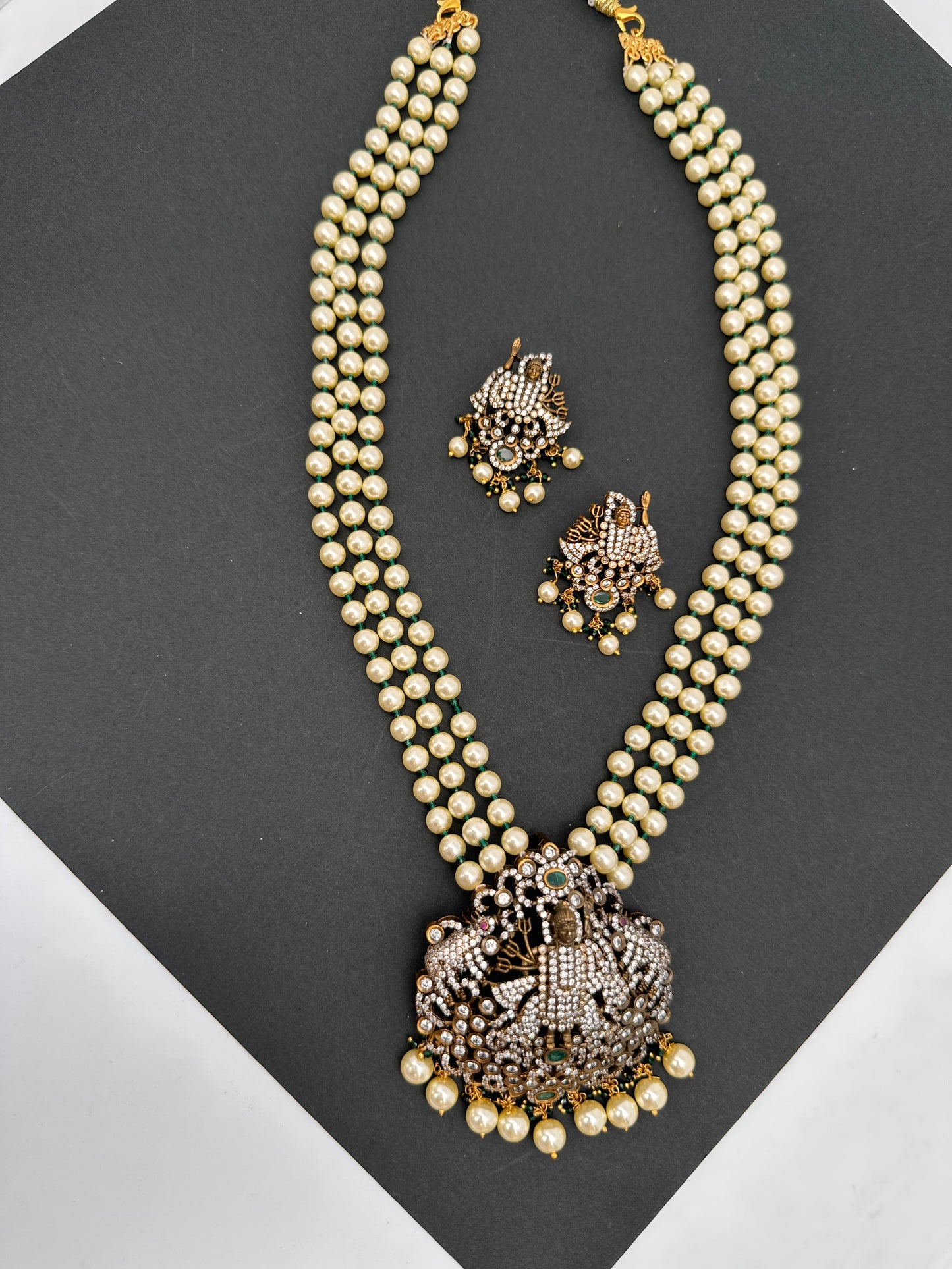 Lord Srinathji Krishna Antique Victorian Finish Rani Haar - Green