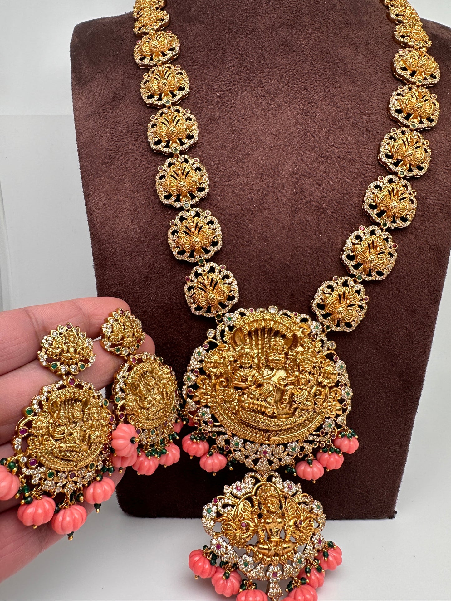 Lord Vishnu Goddess Lakshmi CZ Pink Pumpkin beads Necklace