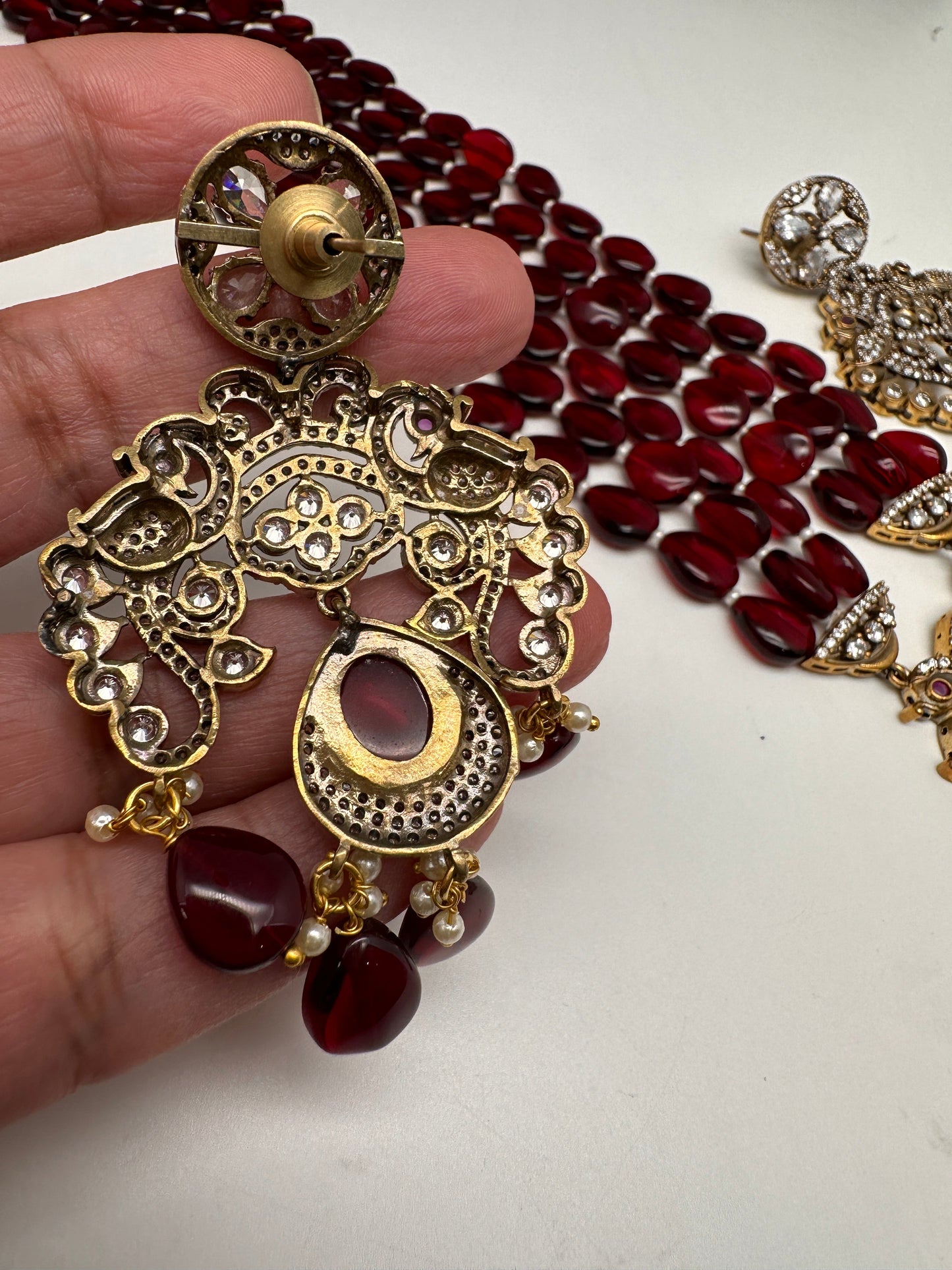 Victorian Moissanite Marron Red Beads Long Necklace
