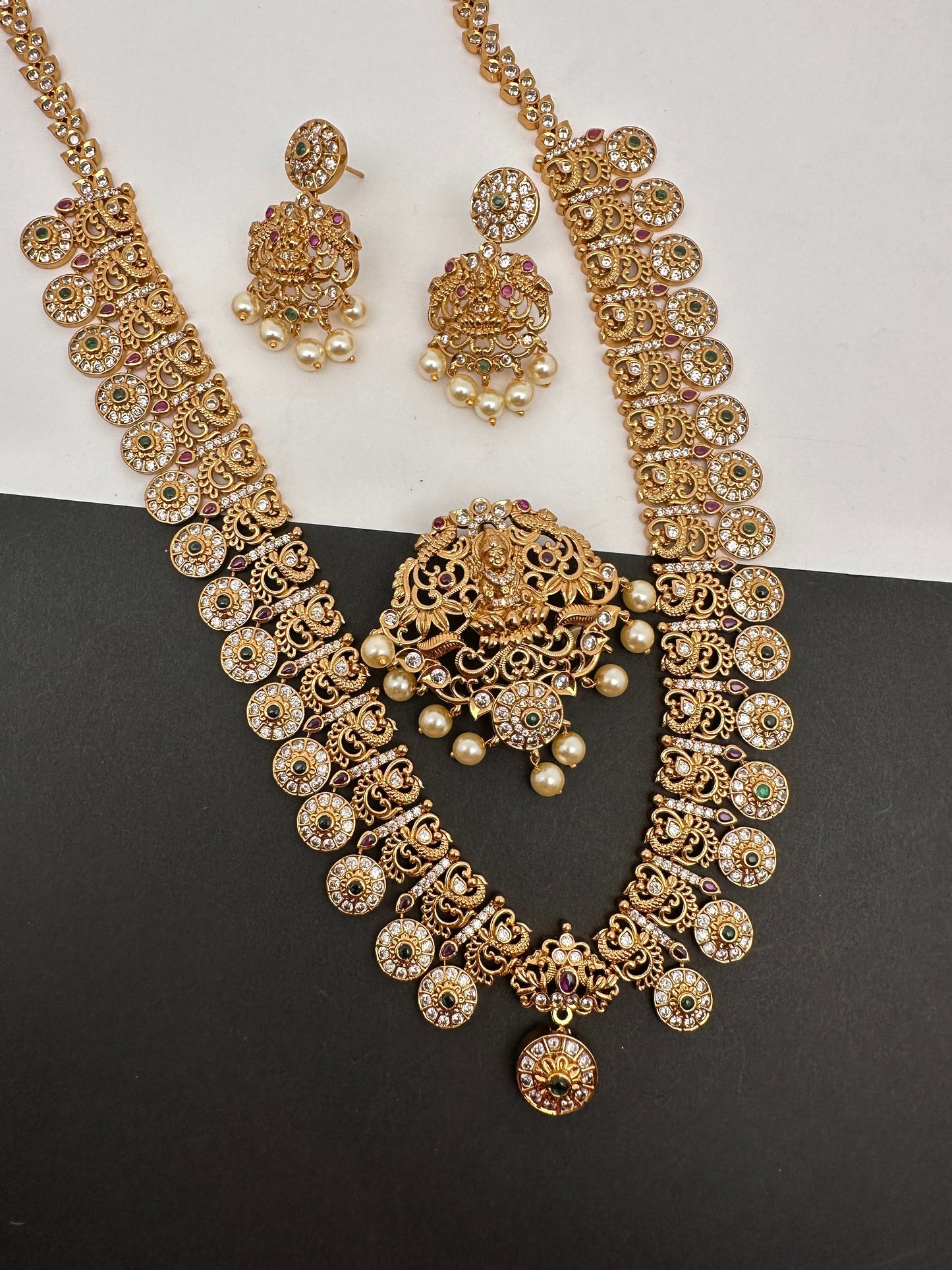 Goddess Lakshmi Bottu mala Changeable Pendent Necklace