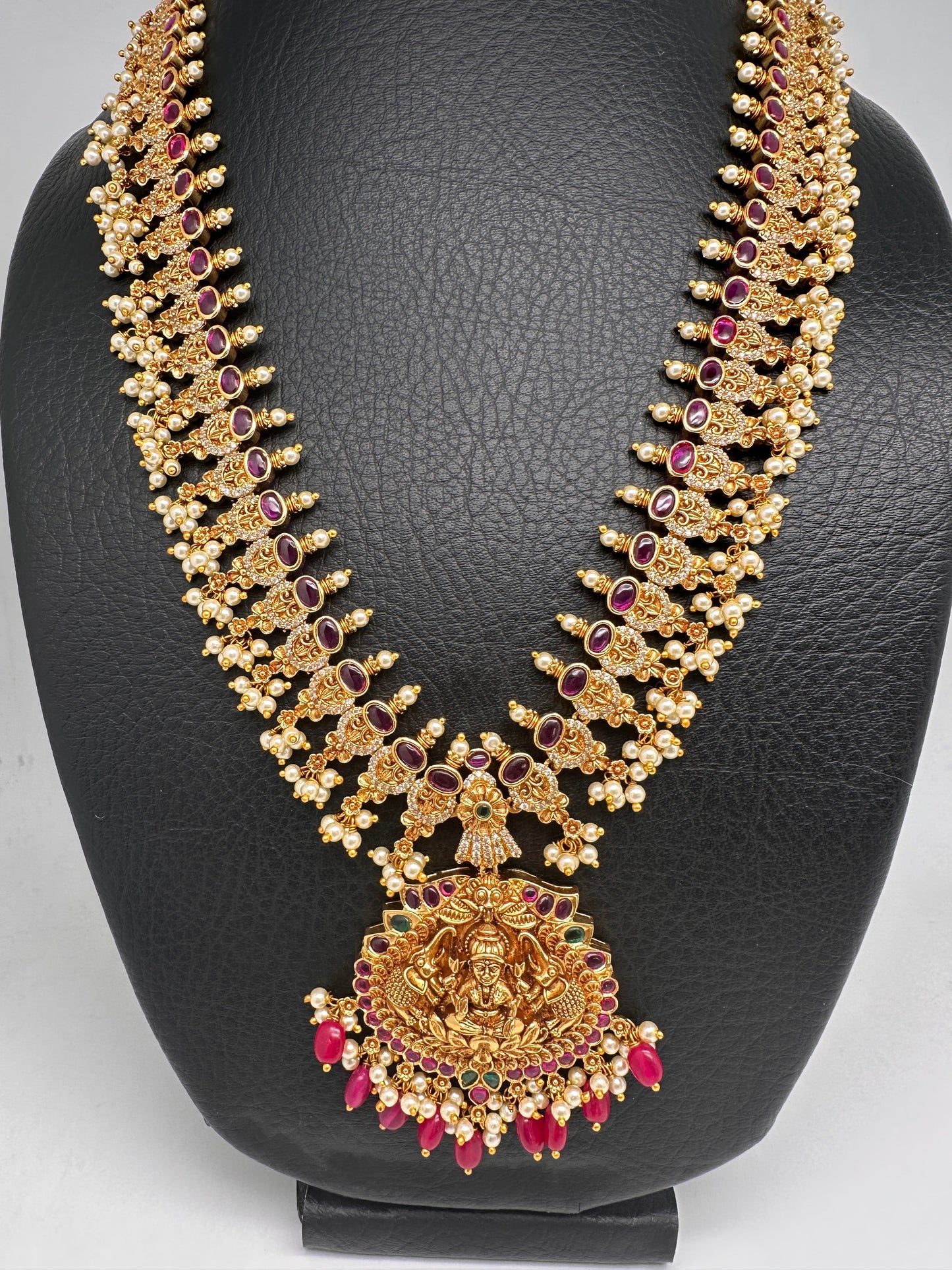 Goddess Lakshmi AD Red Kemp Red Beads Guttapusalu Necklace