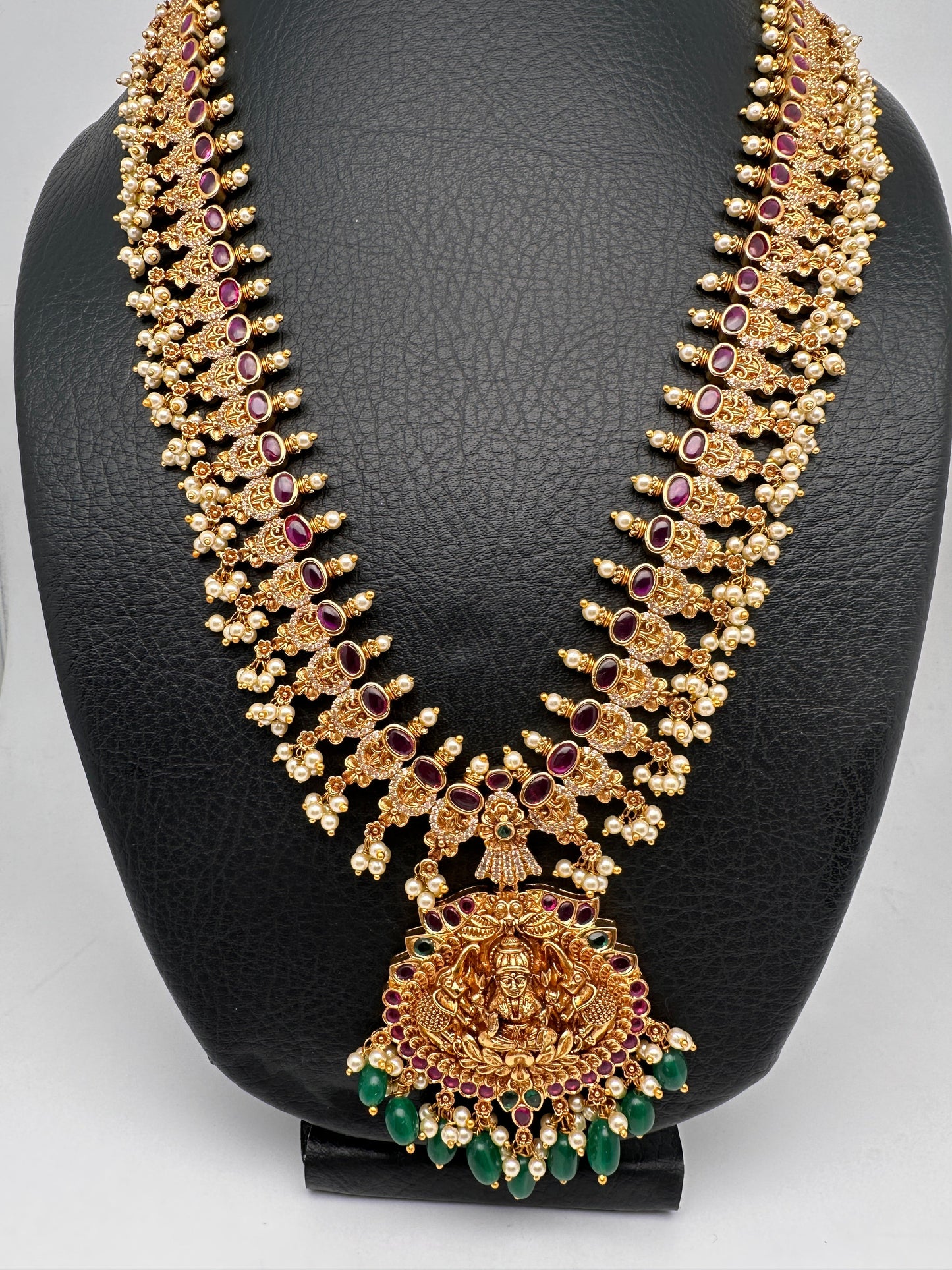 Goddess Lakshmi AD Red Kemp Green Beads Guttapusalu Necklace
