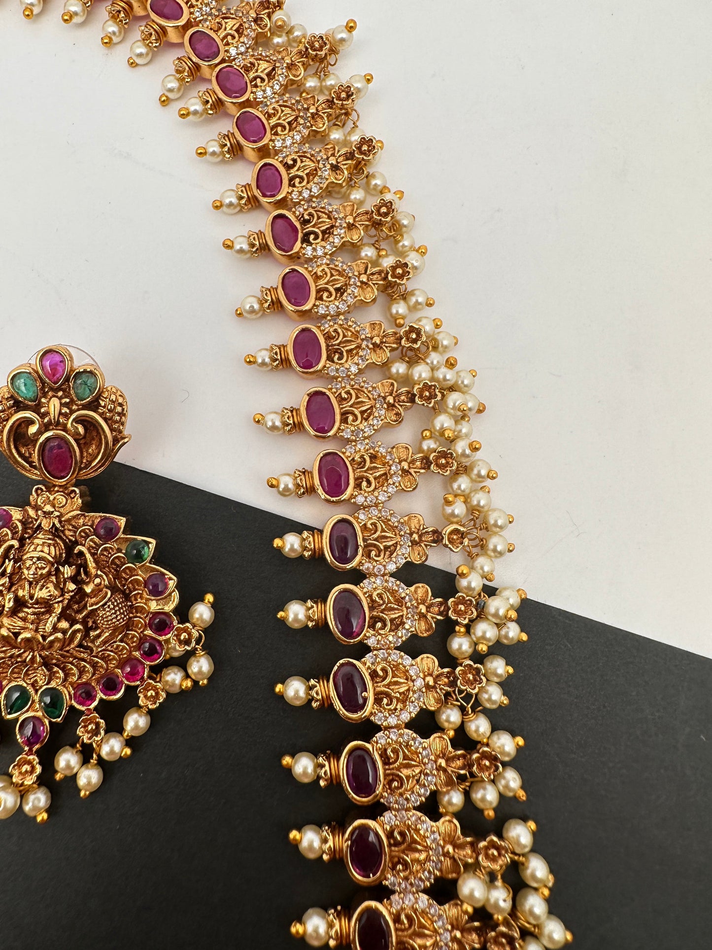 Goddess Lakshmi AD Red Kemp Green Beads Guttapusalu Necklace